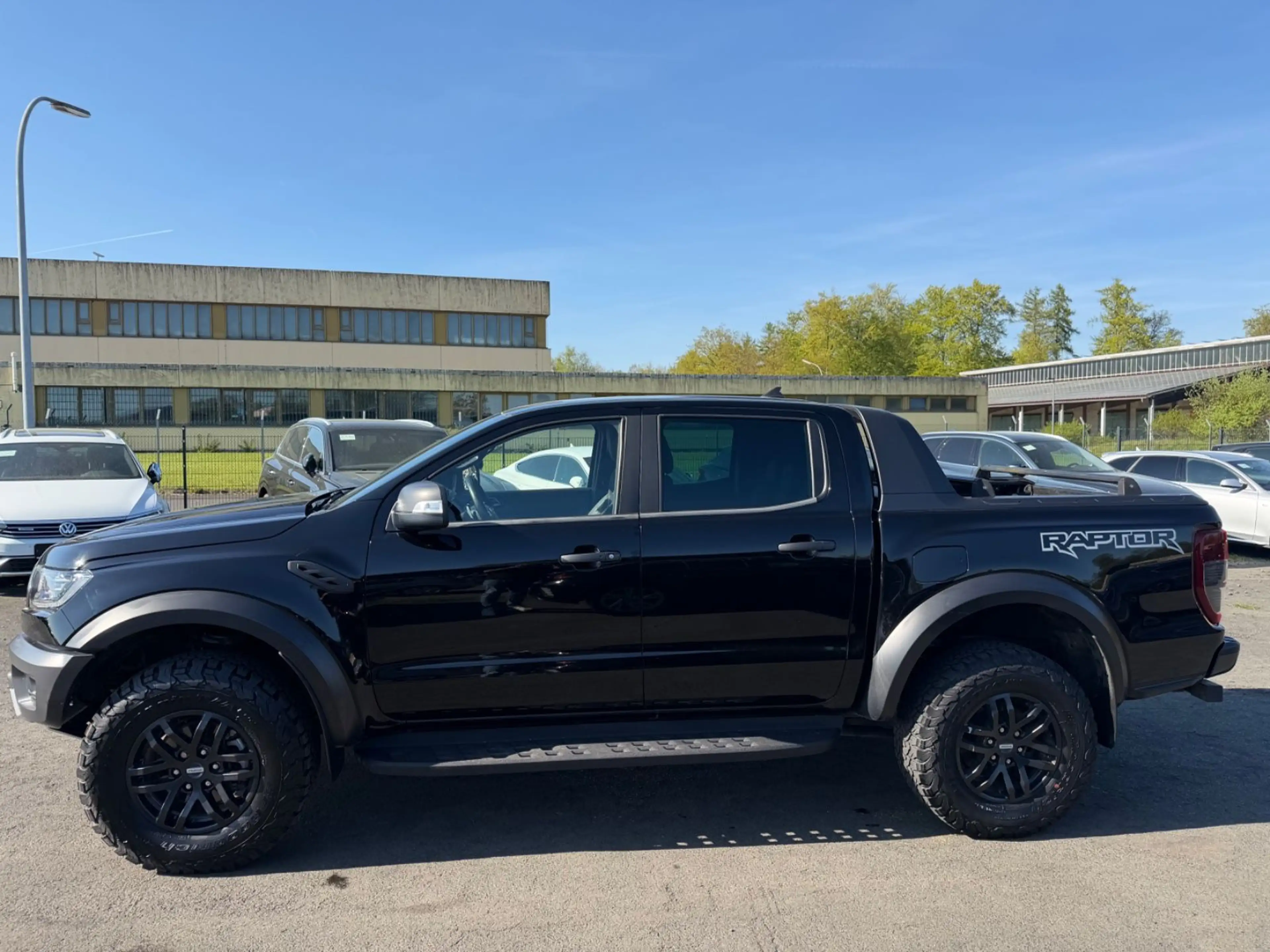 Ford Ranger Raptor Doppelkabine 4x4 Standheizung Navi — photo 8