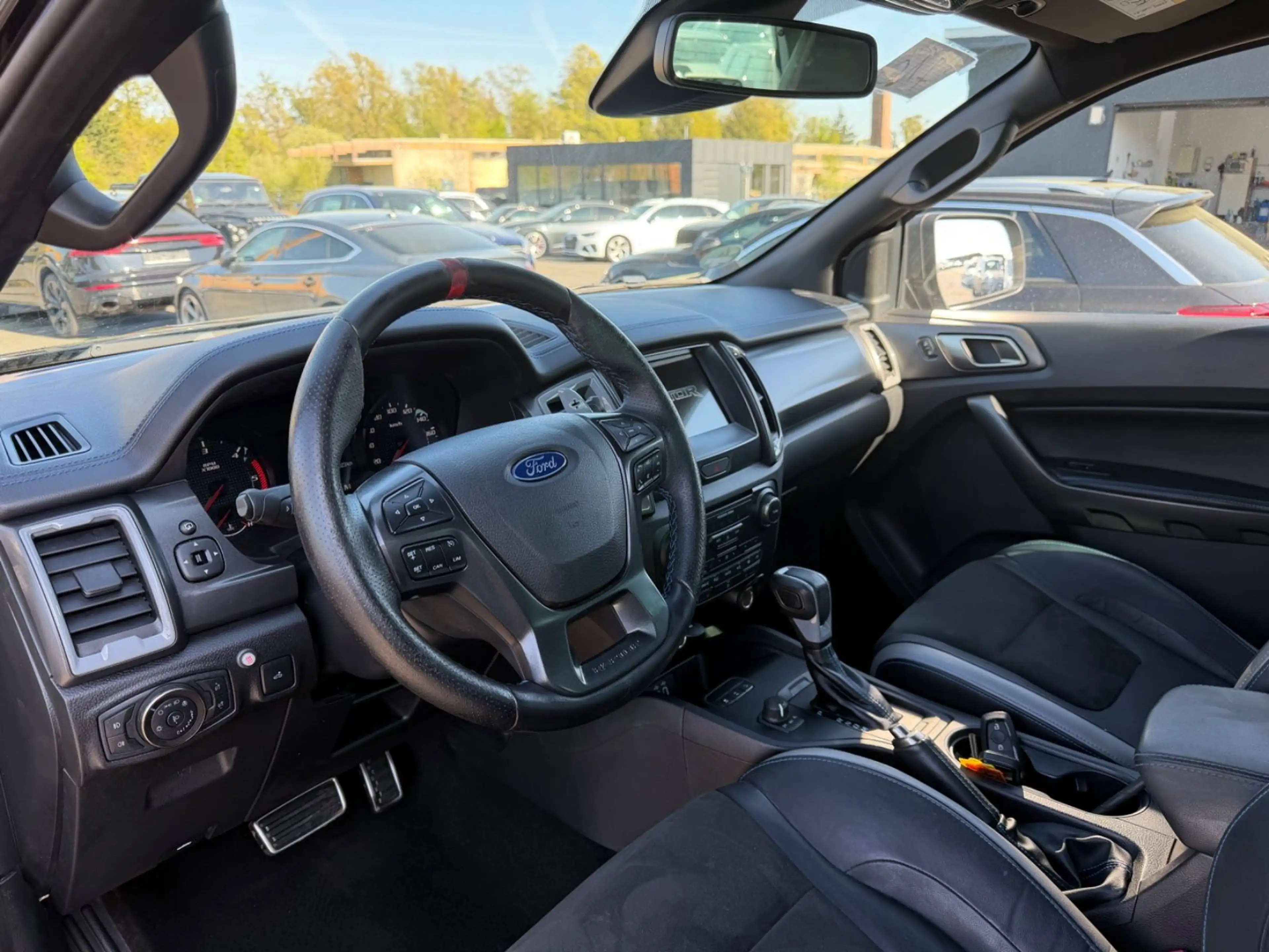 Ford Ranger Raptor Doppelkabine 4x4 Standheizung Navi — photo 9