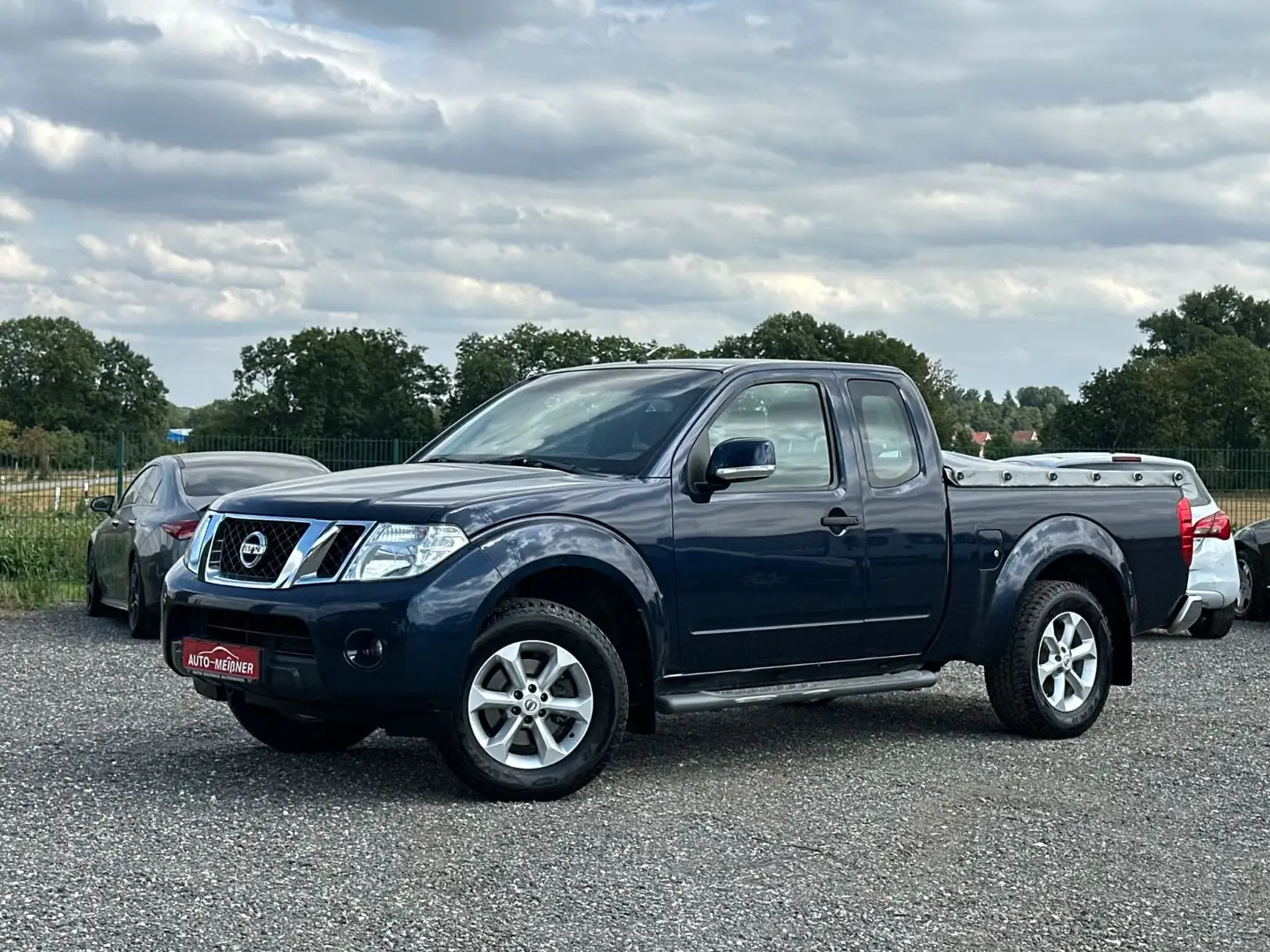 Nissan Navara Pickup King Cab SE 4X4 * AHK * Klima * Bleu - 1