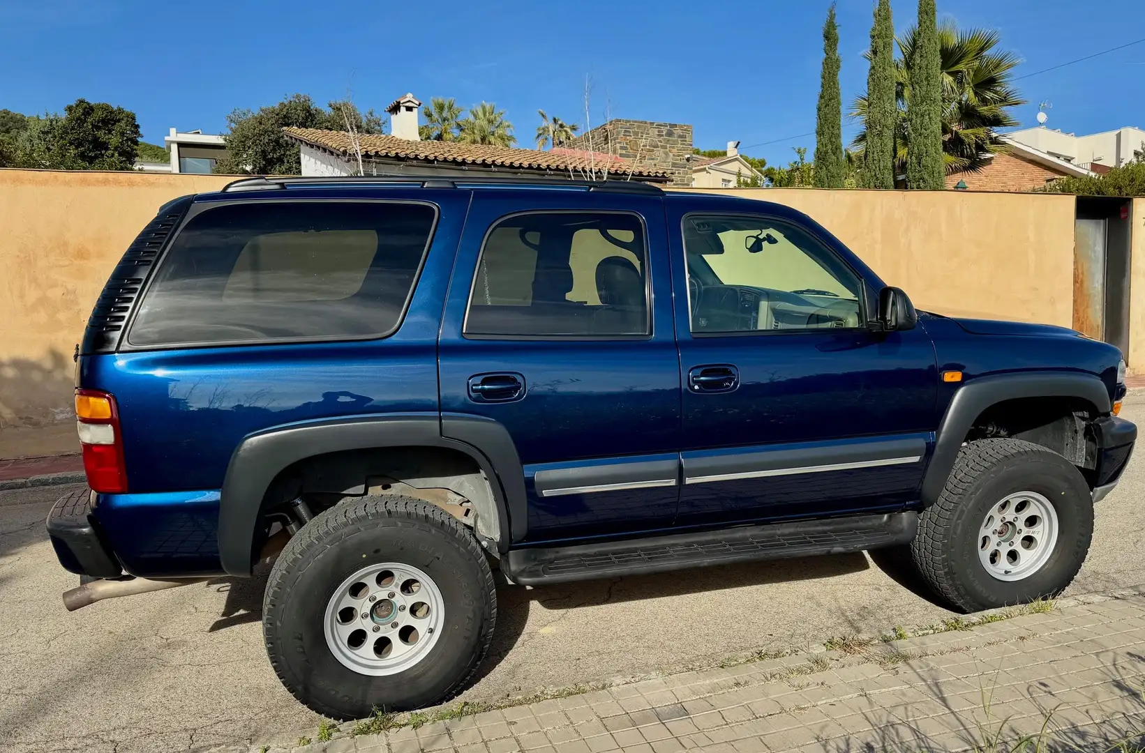 Chevrolet Tahoe Tahoe 5.3 V8 LT Aut. Blau - 2
