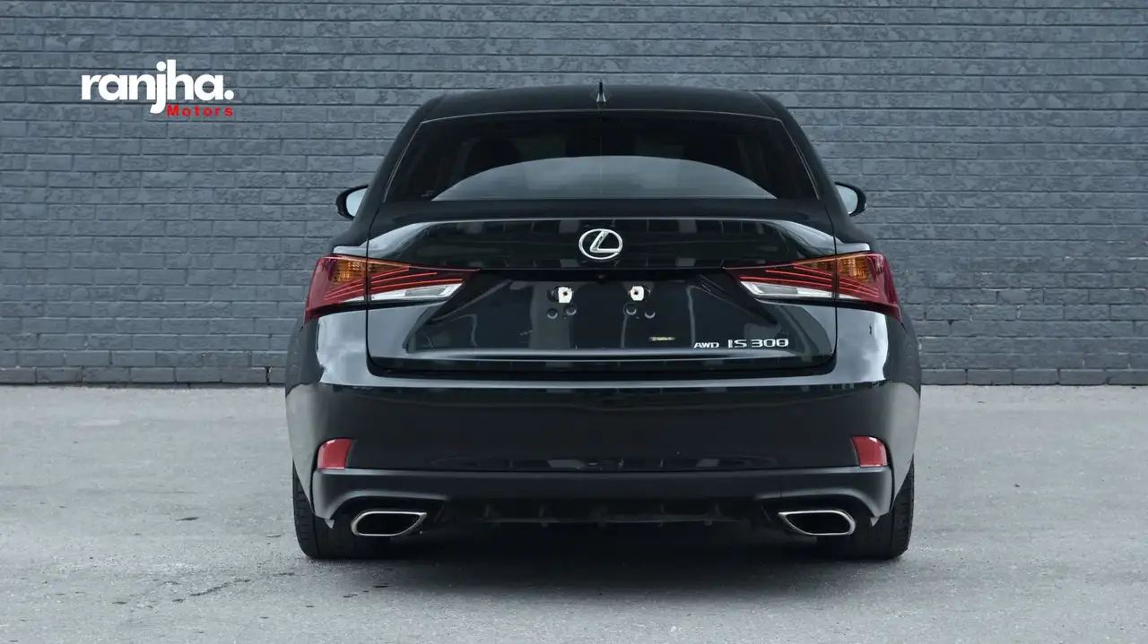 Lexus IS снимка Lexus IS