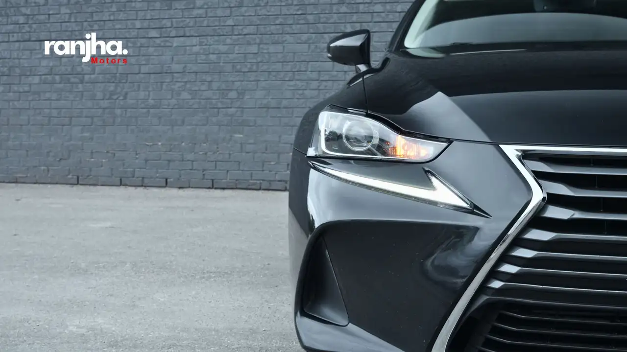 Lexus IS снимка Lexus IS