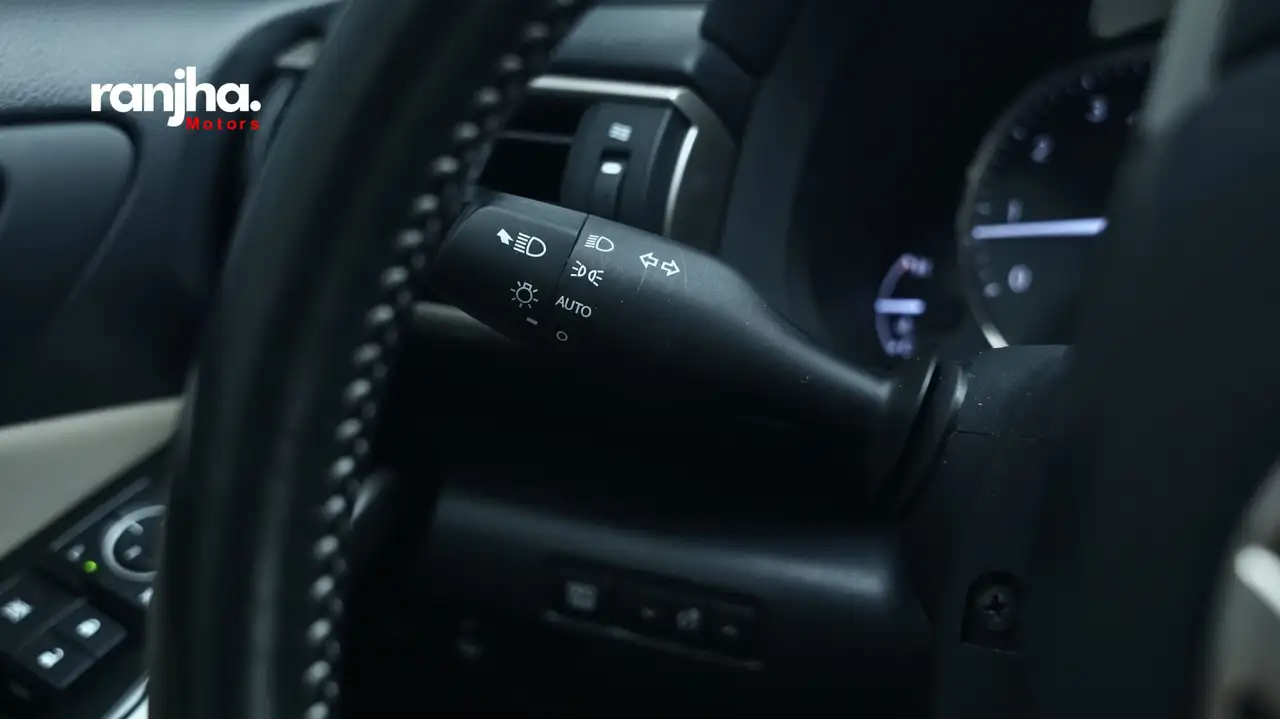 Lexus IS снимка Lexus IS