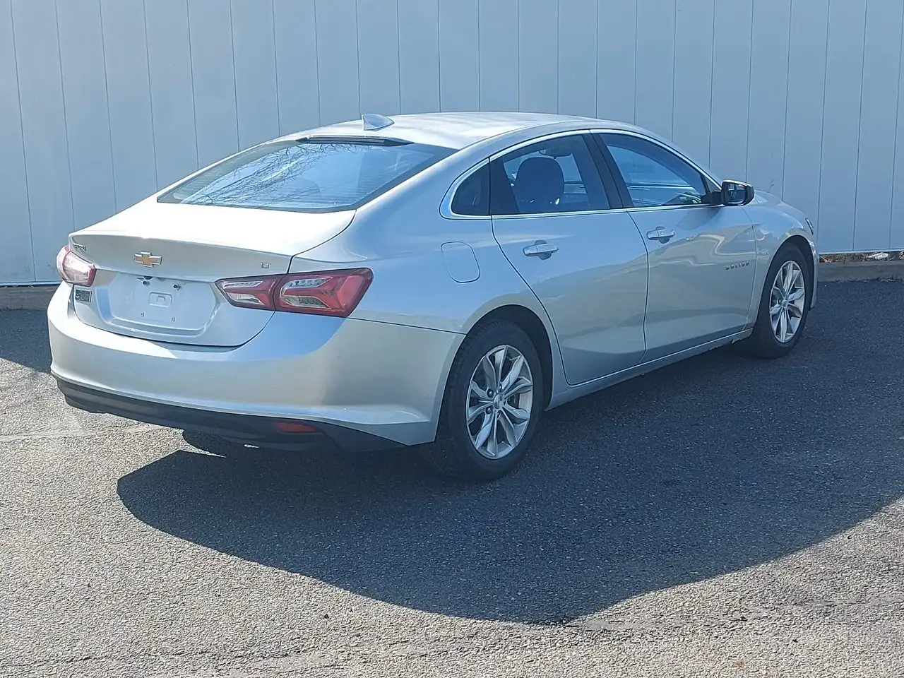Chevrolet Malibu снимка Chevrolet Malibu