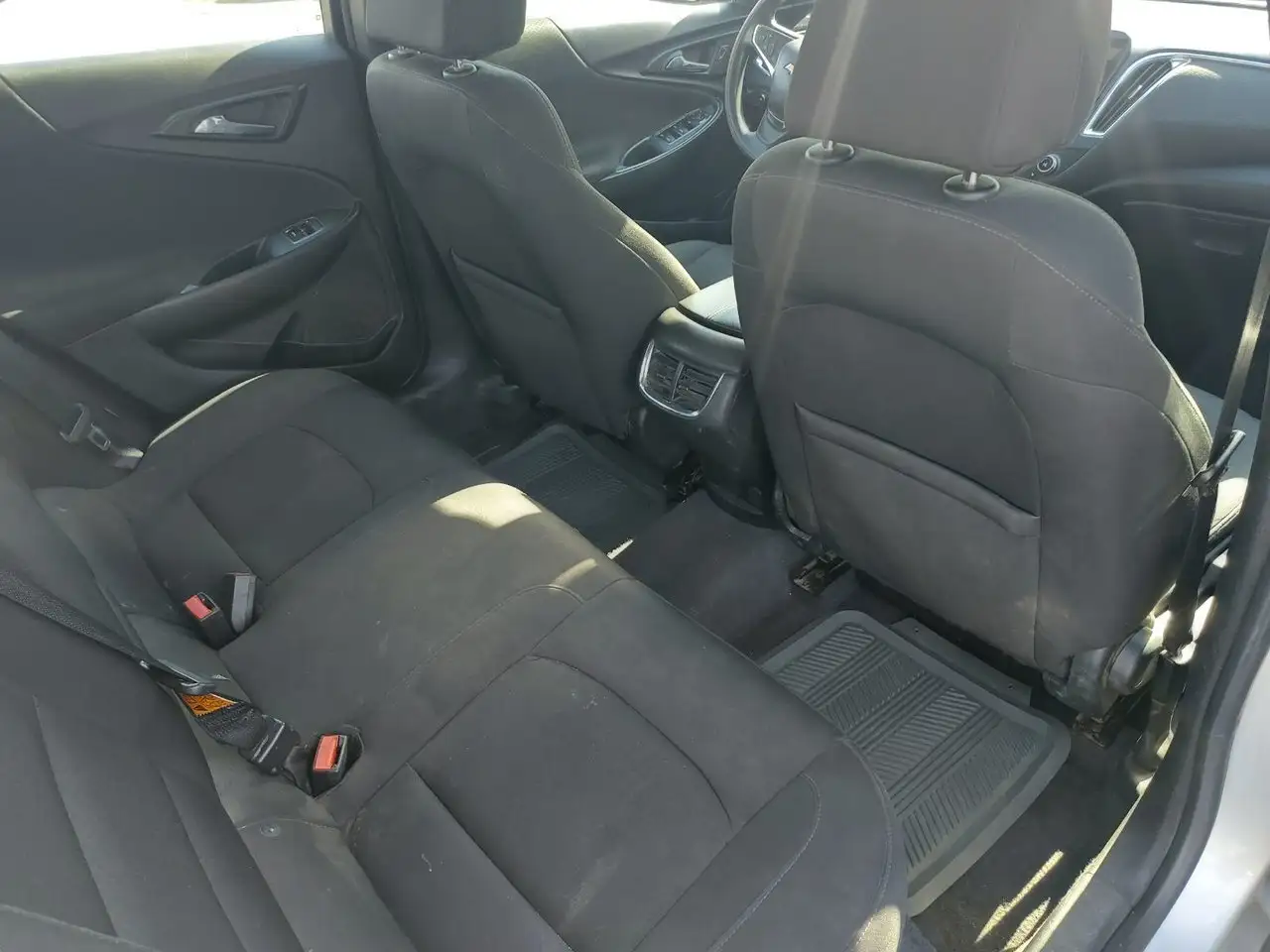 Chevrolet Malibu снимка Chevrolet Malibu