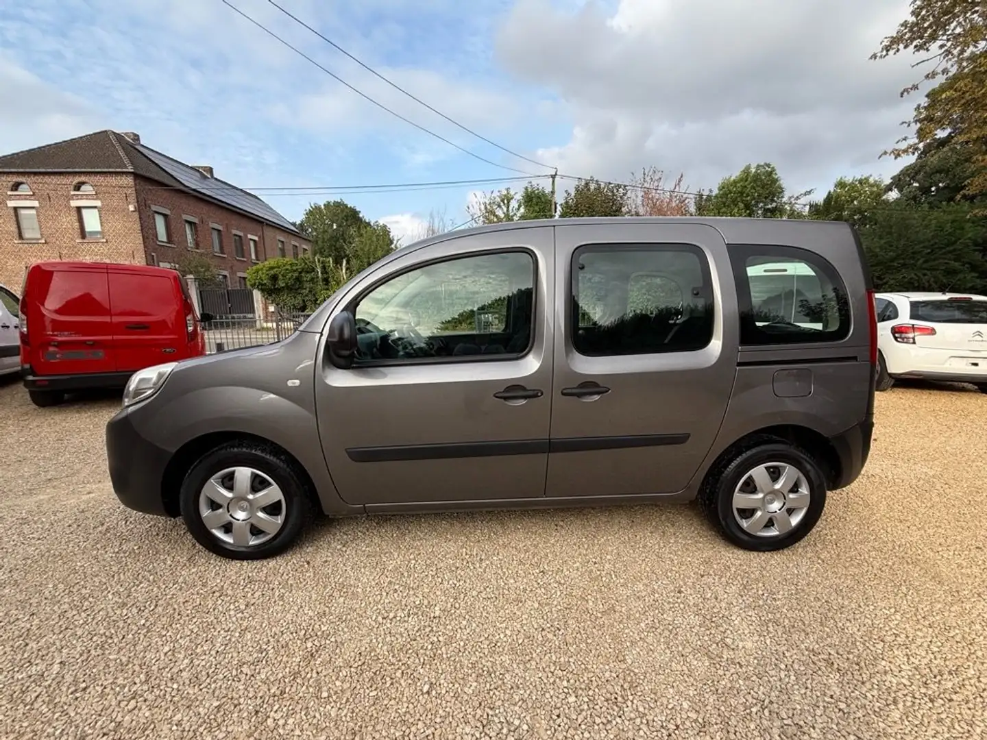 Renault Kangoo Kangoo 1.2 TCe Life 5 PLACES GARANTIE 1AN - 2