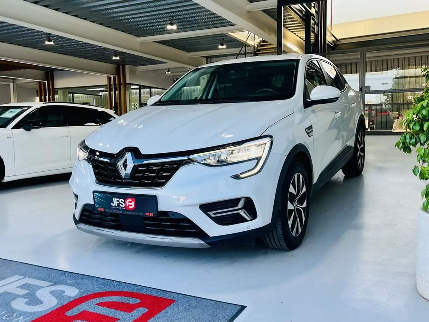 Renault Arkana 1.6 Gasolina Híbrido 145CV Blanc - 2