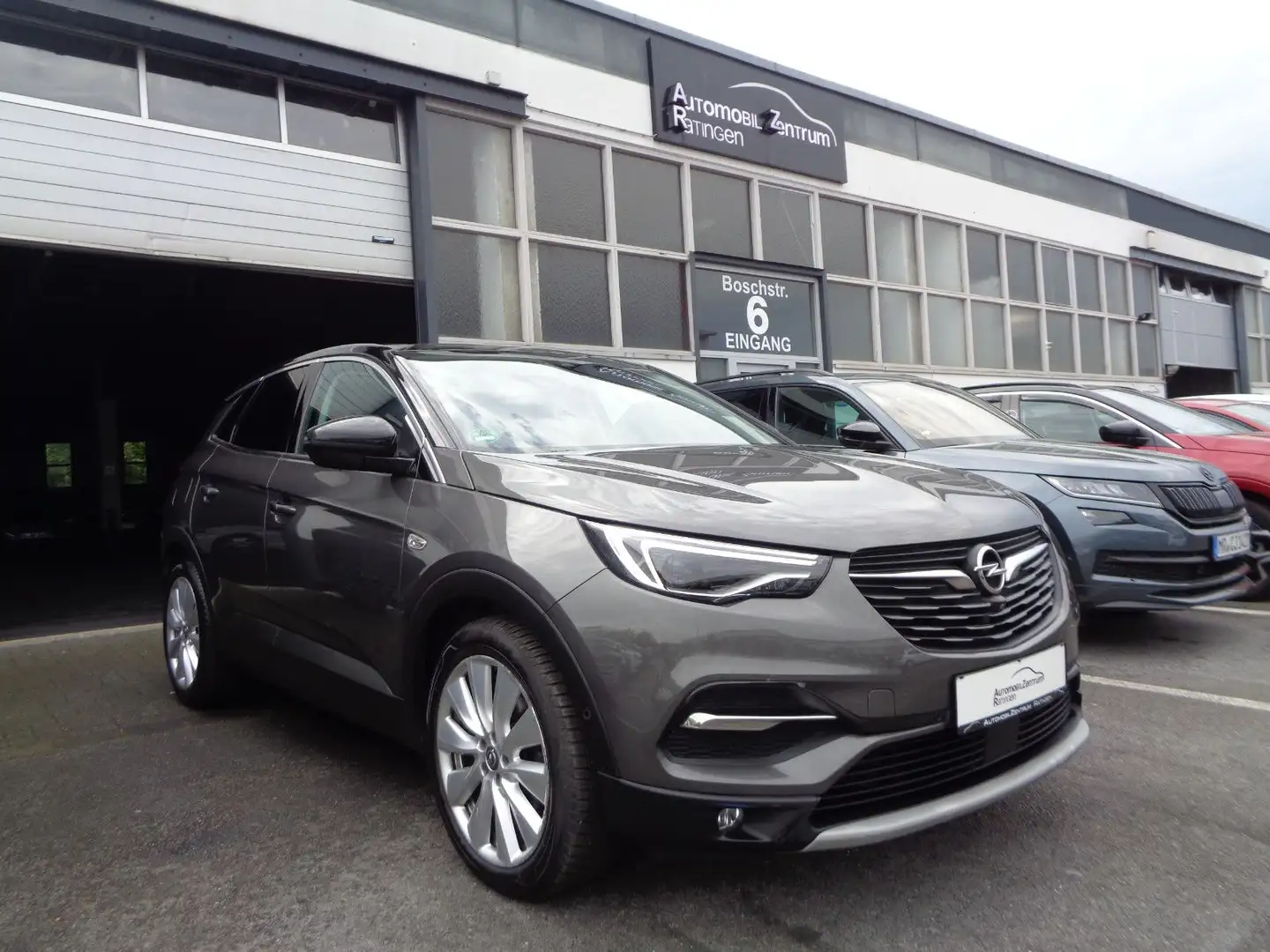 Opel Grandland X Ultimate 1.6 Autom.*LED*PANO*LEDER Gris - 1