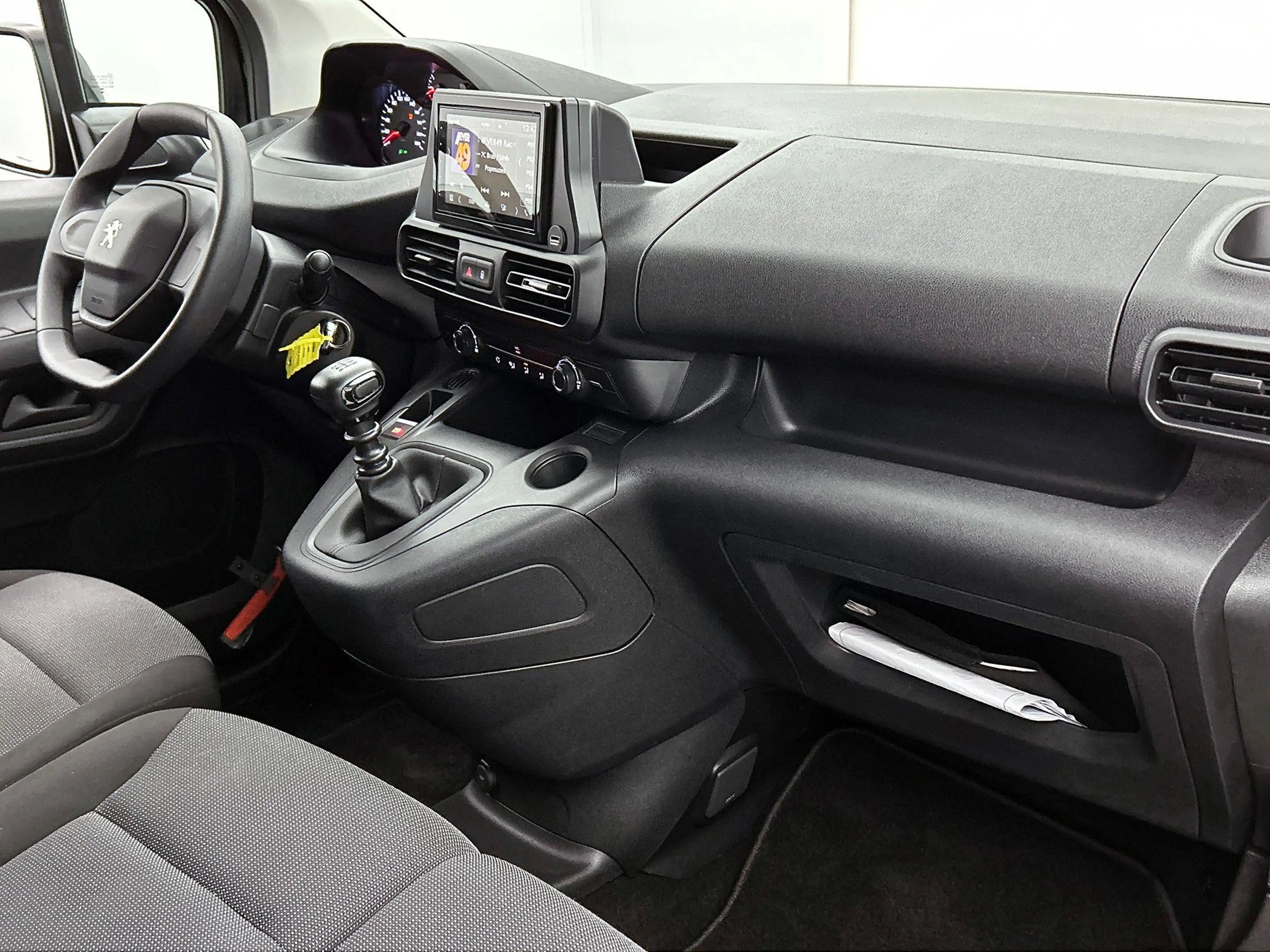 Peugeot Partner 1.5 BlueHDi 100 S&S L2 Airco Bluetooth Parkeersens — photo 20