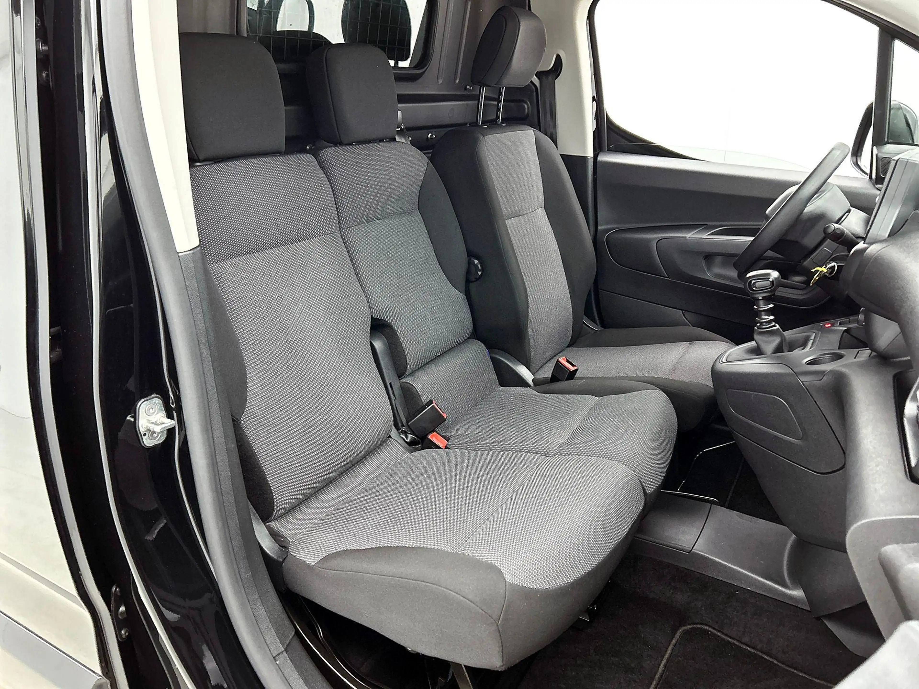 Peugeot Partner 1.5 BlueHDi 100 S&S L2 Airco Bluetooth Parkeersens — photo 34