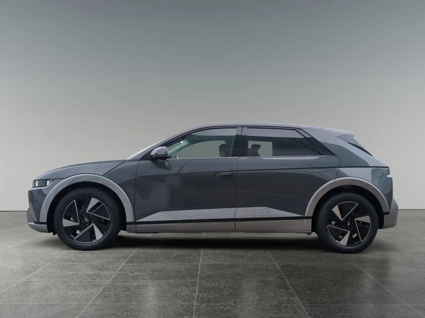 Hyundai IONIQ 5 GO 84kWh 4WD Gris - 2