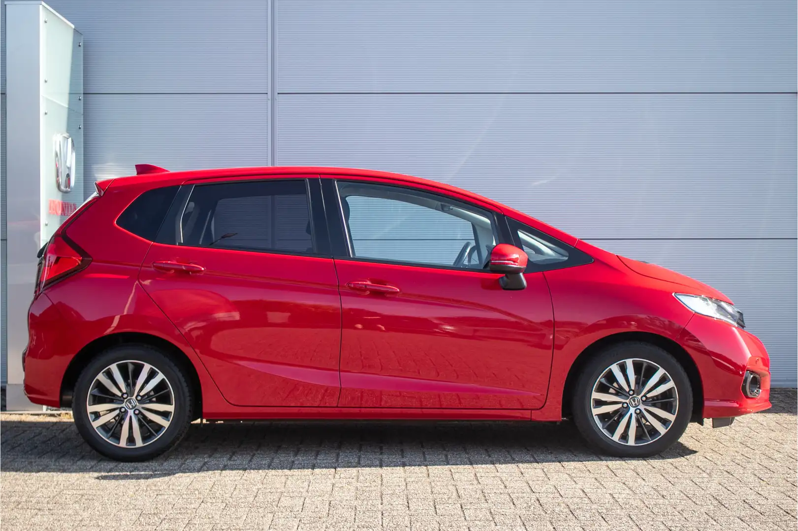 Honda Jazz 1.3 i-VTEC Elegance Automaat All-in rijklaarprijs Rosso - 2