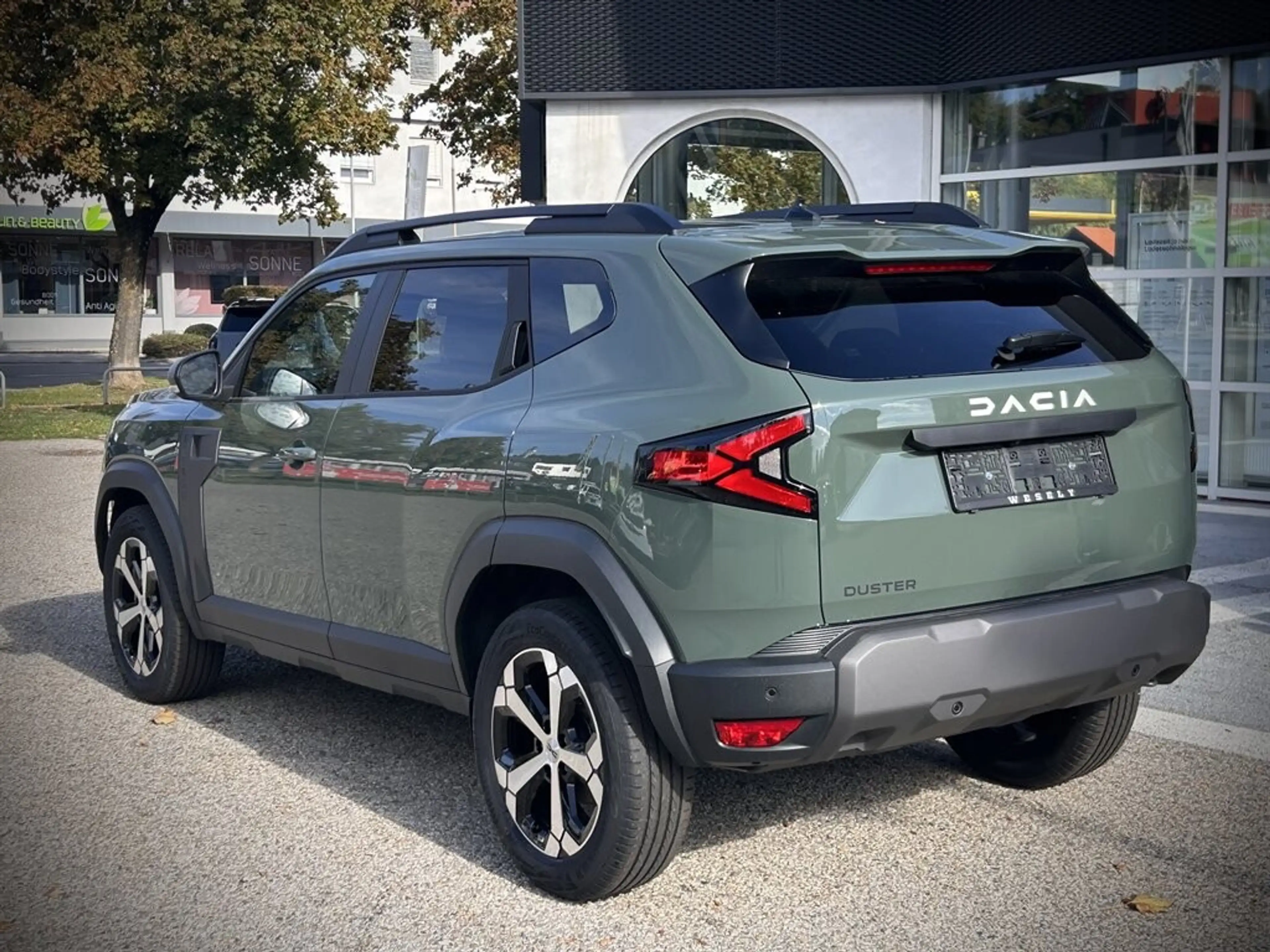 Dacia Duster TCe 140 MHEV Journey — photo 3