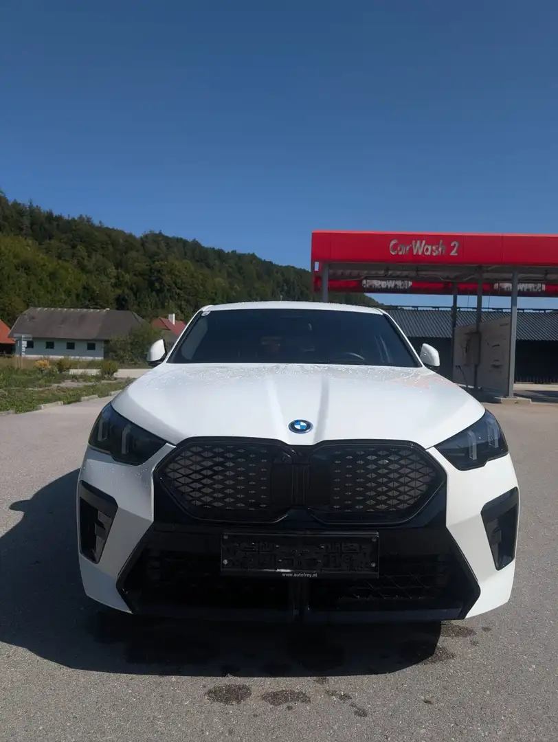 BMW iX2 eDrive20 66,5kWh - 2