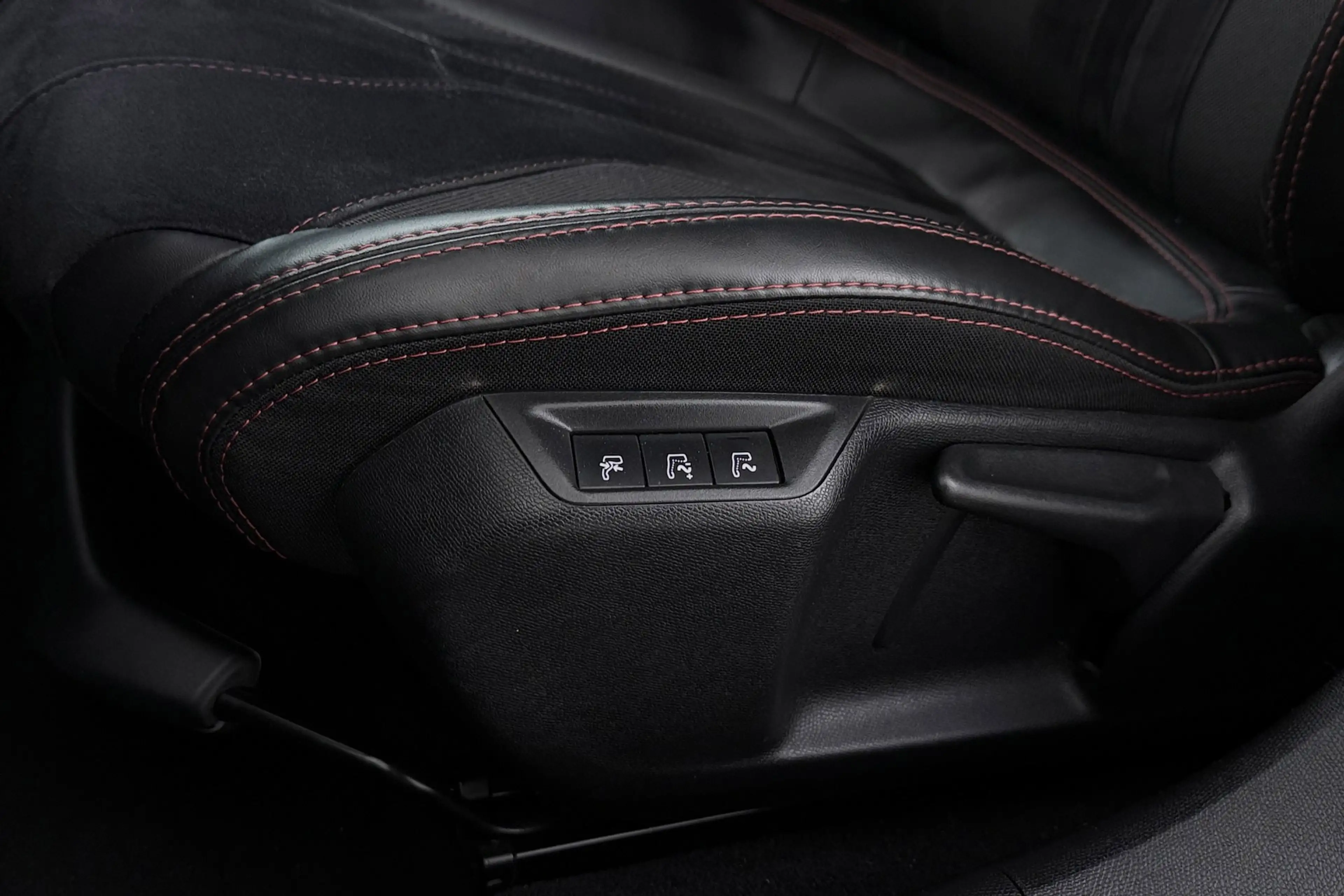 Peugeot 308 1.6 e-THP GTi 250 | Org NL | Camera | Stoelverwarm — photo 36