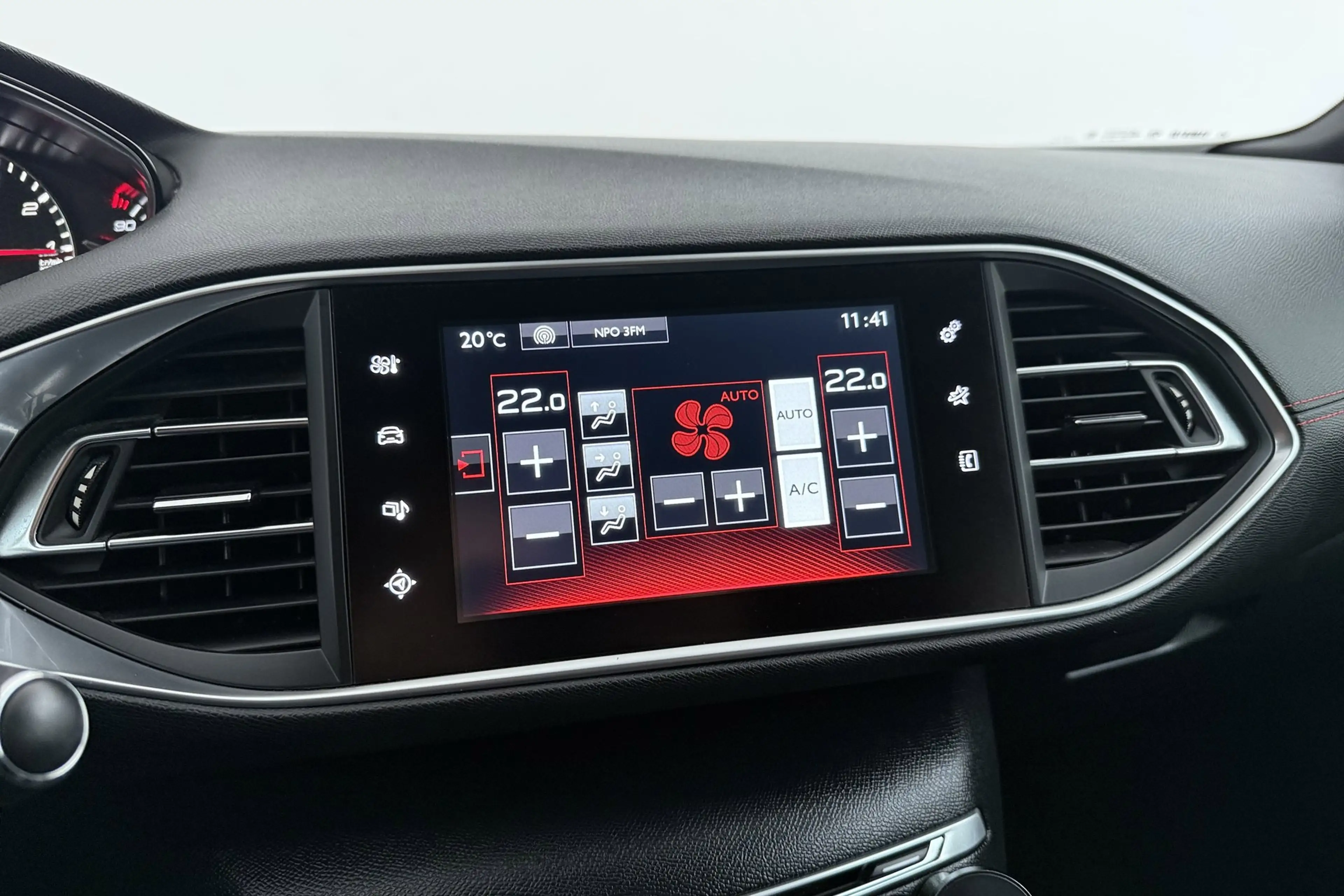 Peugeot 308 1.6 e-THP GTi 250 | Org NL | Camera | Stoelverwarm — photo 21