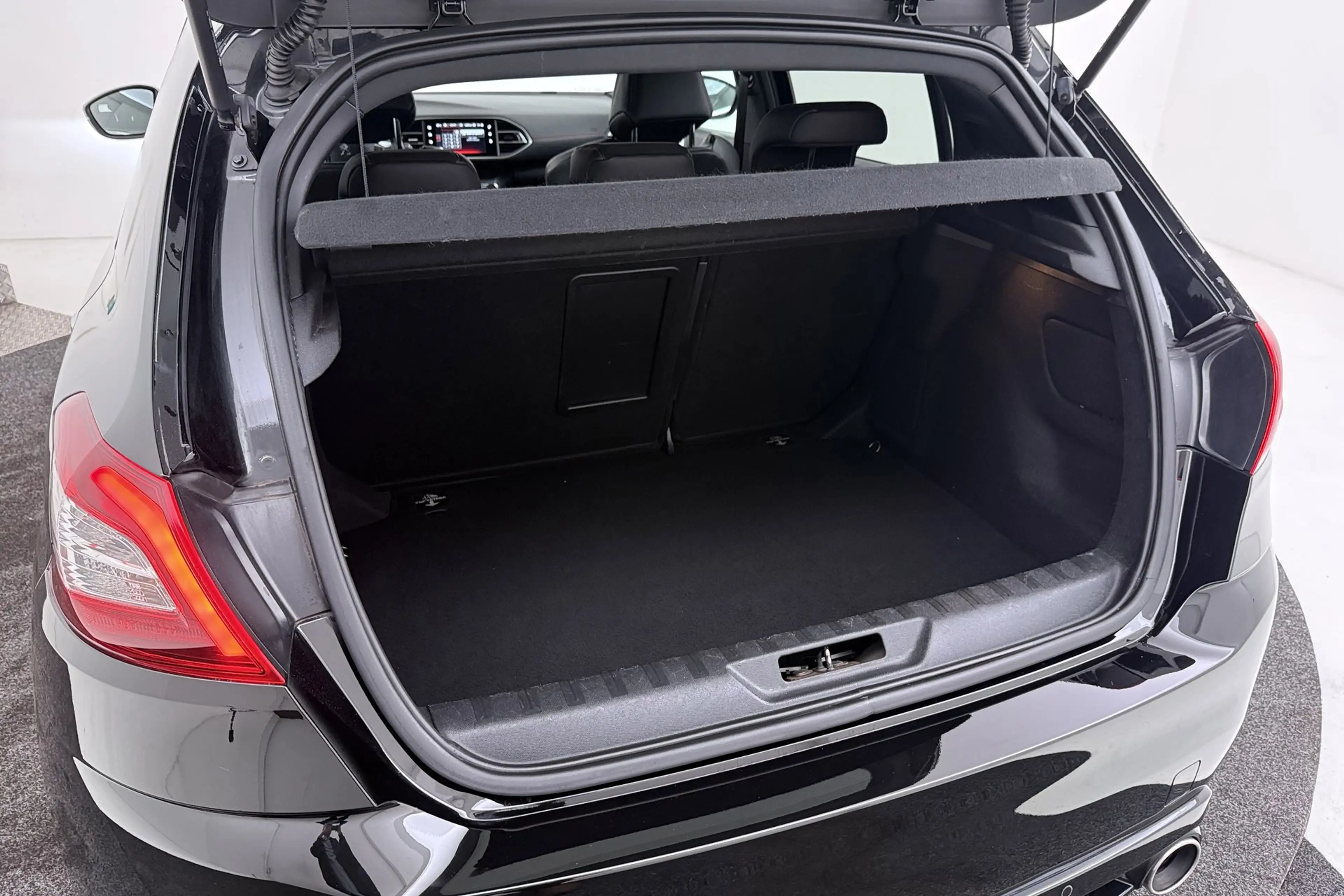 Peugeot 308 1.6 e-THP GTi 250 | Org NL | Camera | Stoelverwarm — photo 42