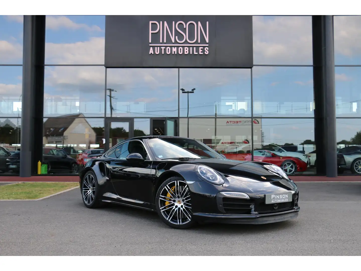 Porsche 911 3.8i - 560 - BV PDK  TYPE 991 COUPE Turbo S PHASE  Noir - 1