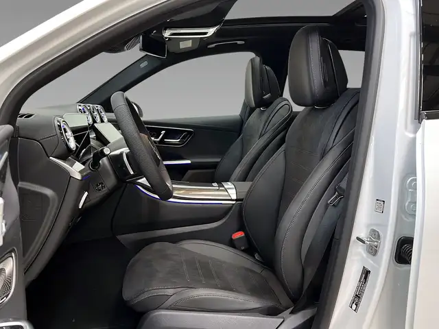 Mercedes-Benz GLC view 8