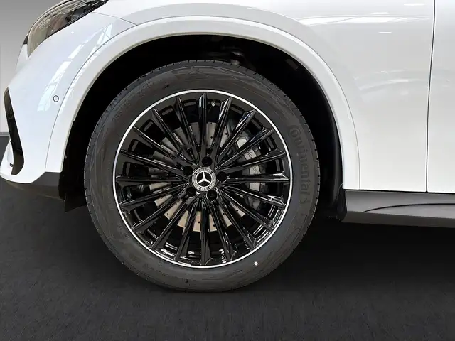 Mercedes-Benz GLC view 7