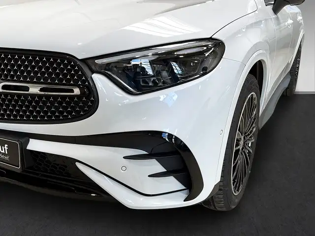 Mercedes-Benz GLC view 15