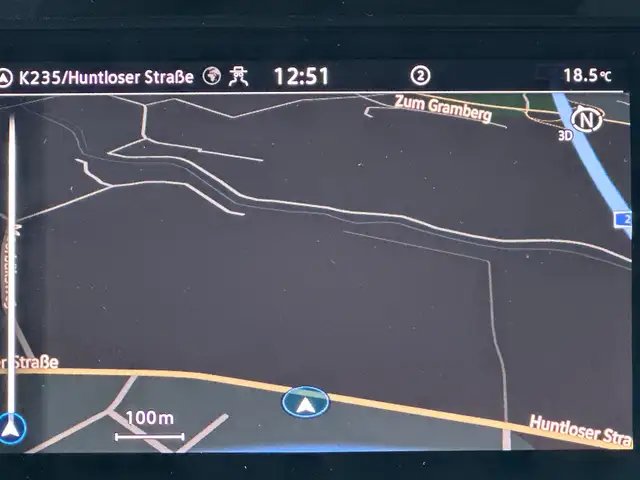 Volkswagen Passat view 17