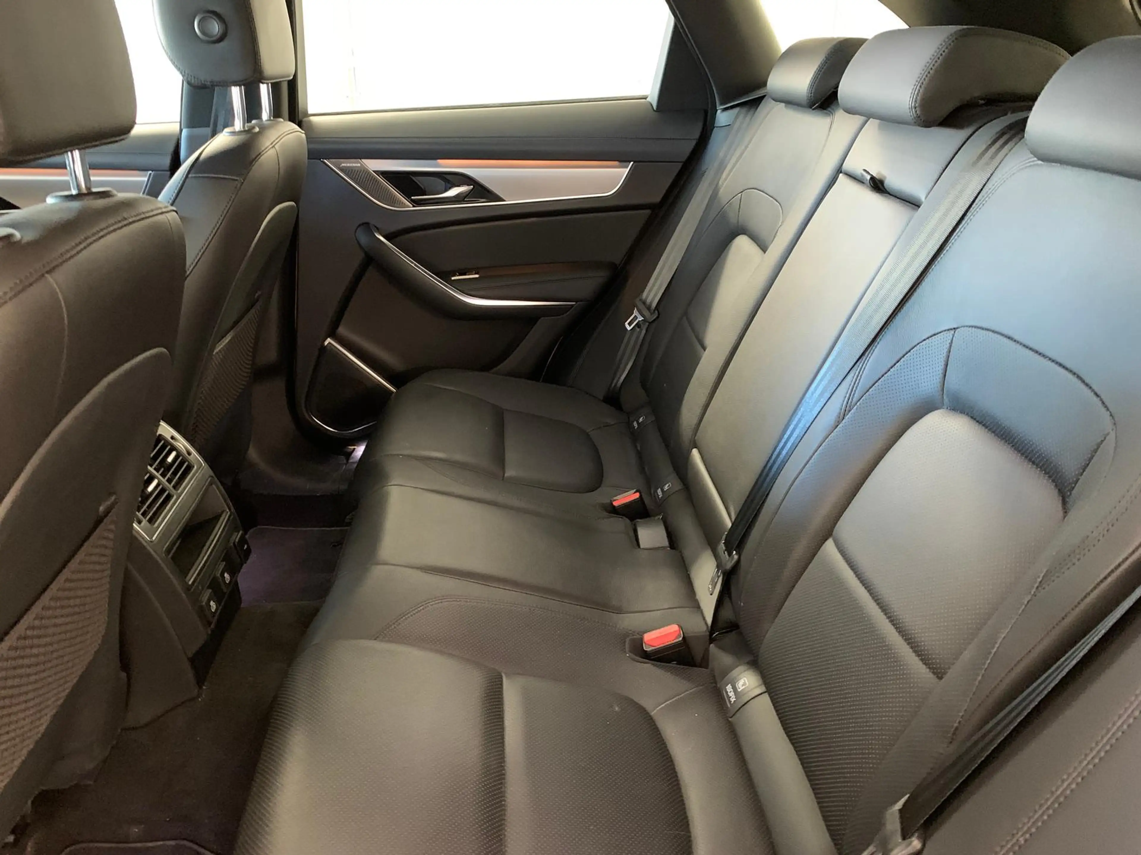 Jaguar F-Pace P400 E ACC|ILS-LED|DigiCockp.|Shz|Leder — photo 9