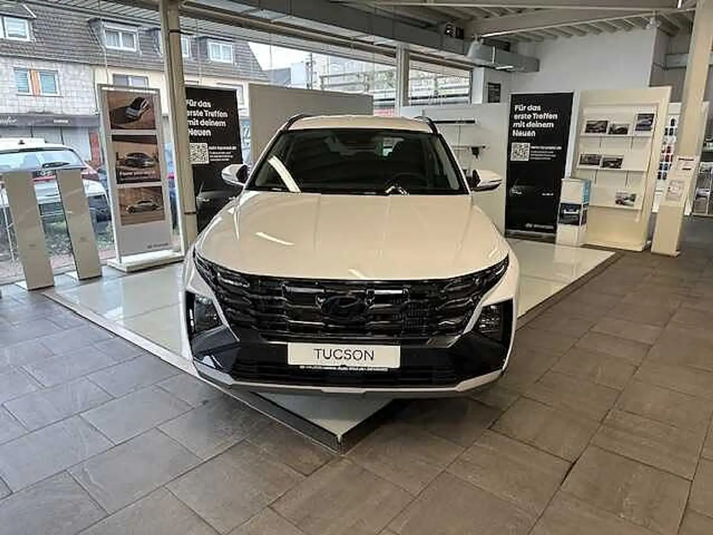 Hyundai TUCSON 1.6 T-GDi 48V-Hybrid 4WD DCT Comfort*Navi*LED Weiß - 2