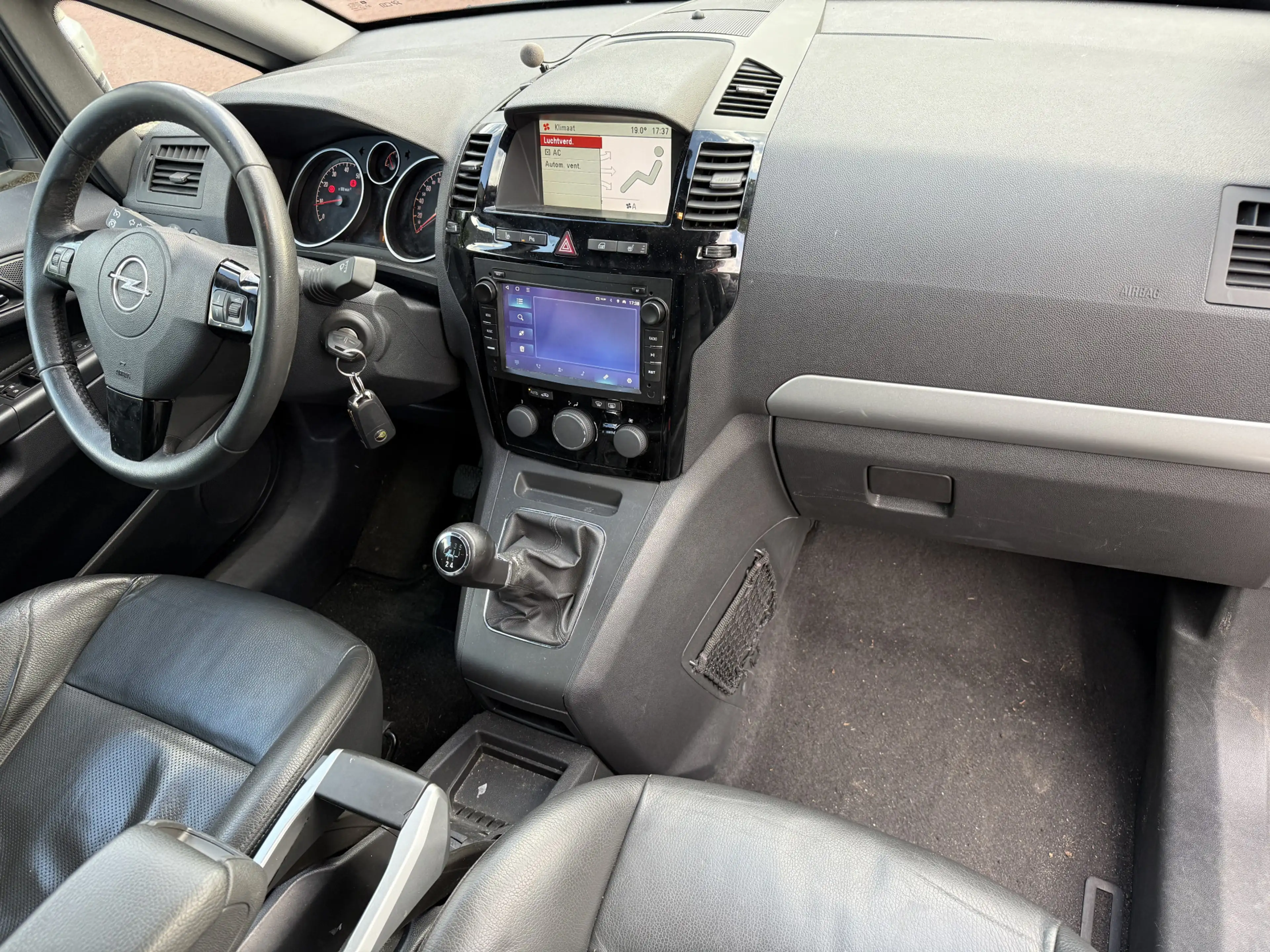 Opel Zafira 1.8 140pk Cosmo 7p., Navi | Clima | Trekhaak | Ori — photo 6