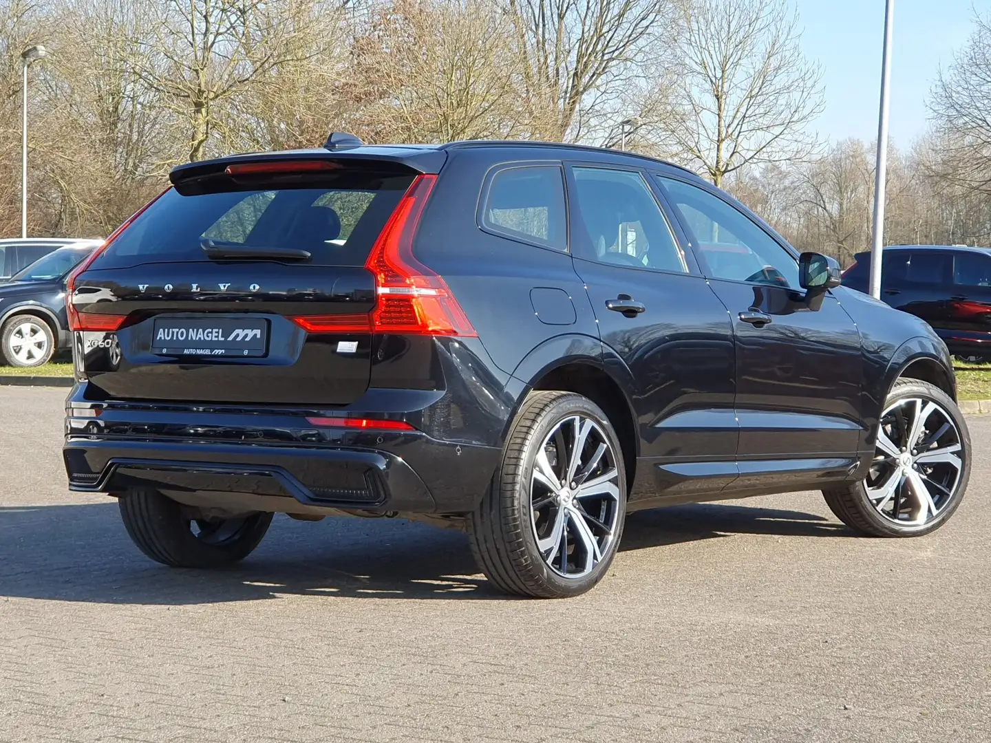 Volvo XC60 XC60 T6 AWD R-Design Plug-In SD/Keyless-Start/BC Nero - 2