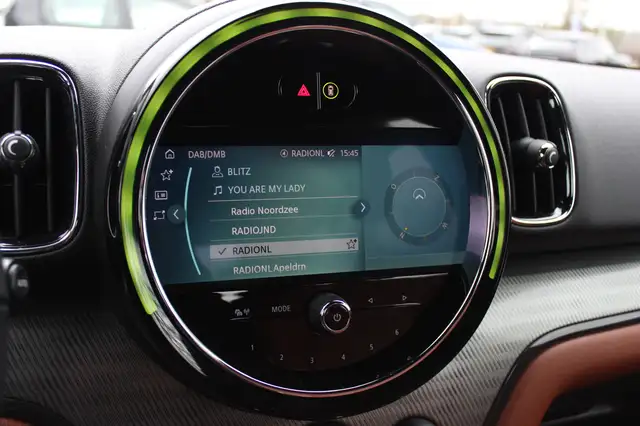 Mini Countryman view 23
