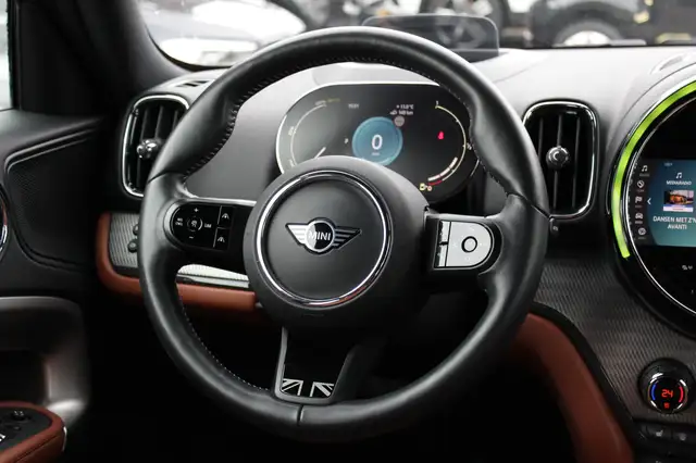 Mini Countryman view 17