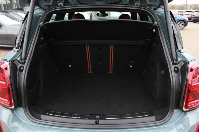 Mini Countryman view 16