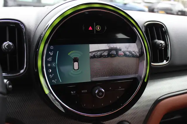 Mini Countryman view 20