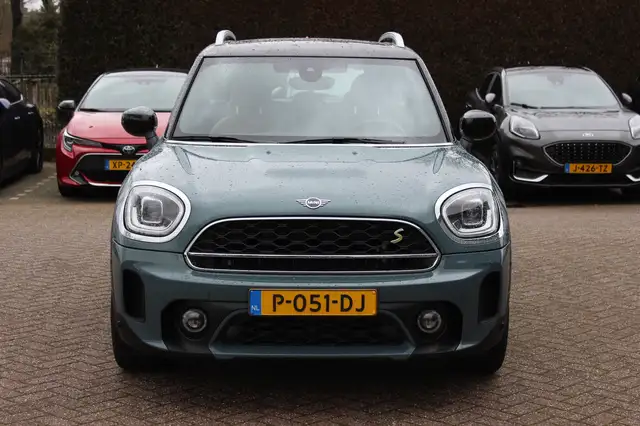 Mini Countryman view 8