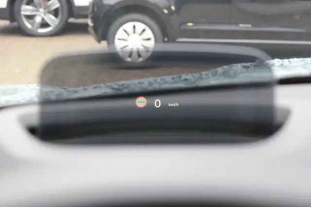 Mini Countryman view 30