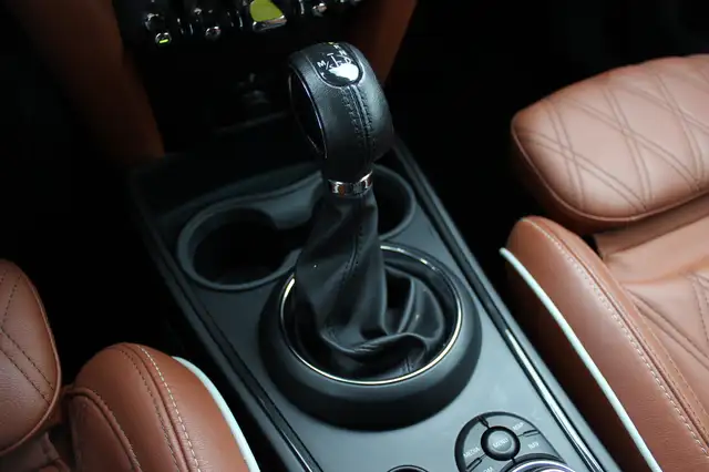 Mini Countryman view 28