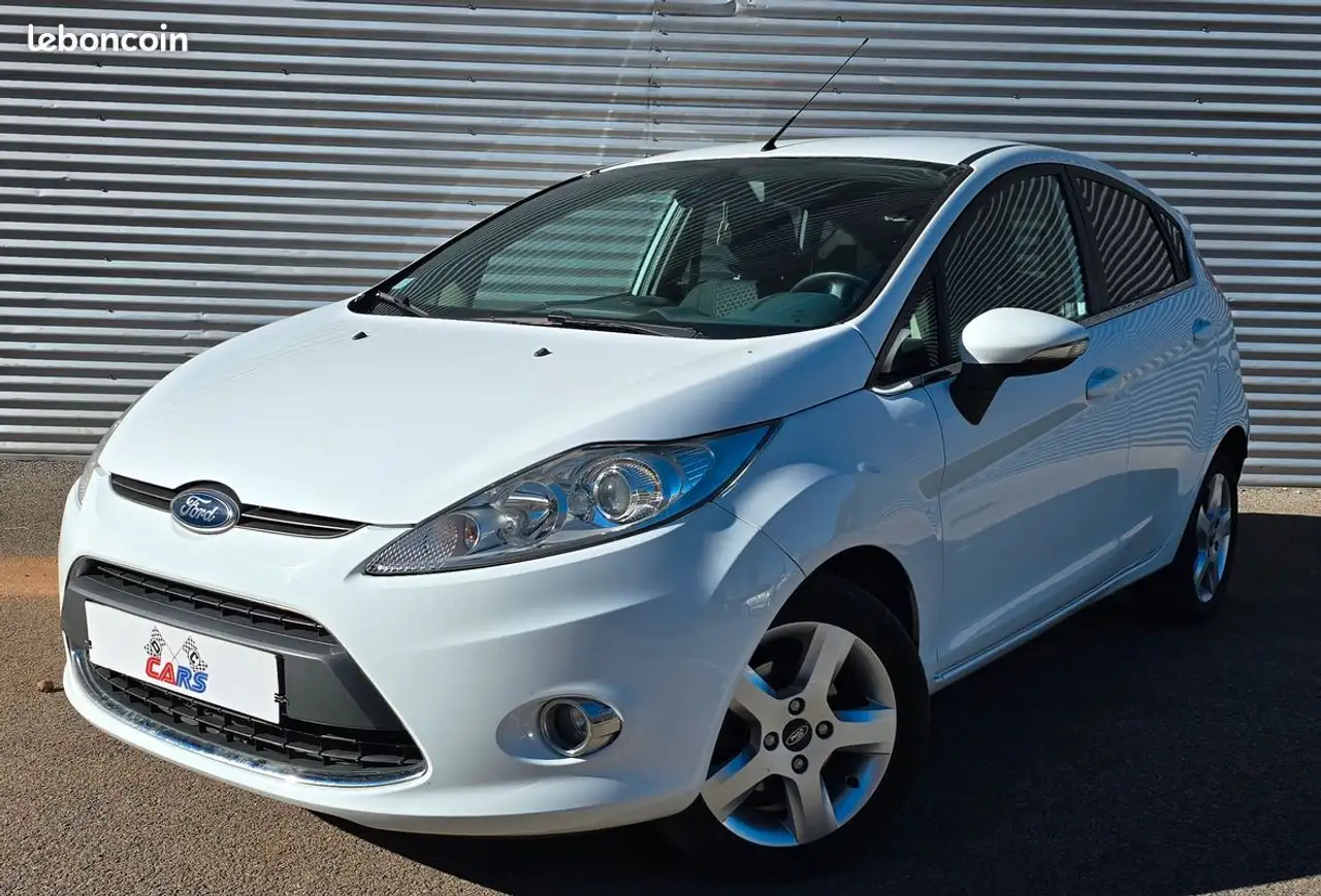 Ford Fiesta 1.6 TDCi TITANIUM 95ch
