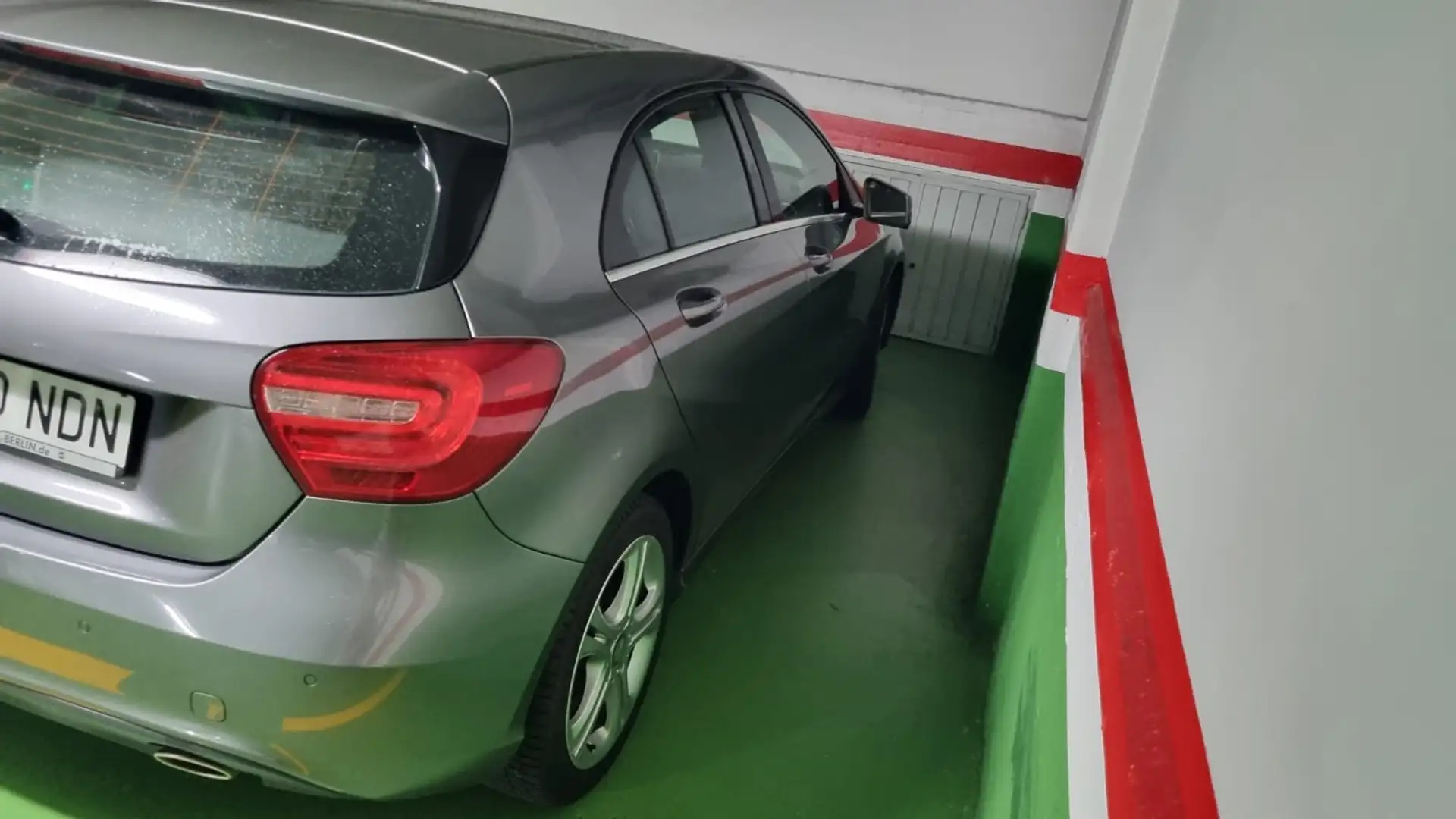 Mercedes-Benz A 200 BE Urban 7G-DCT - 2