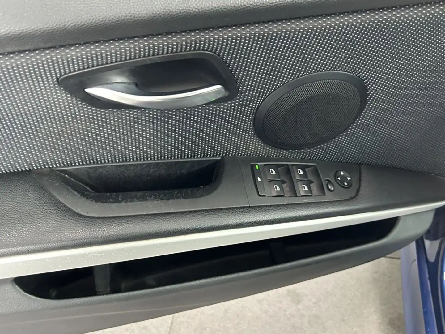 BMW 318 318i M Sportpaket Niebieski - 2
