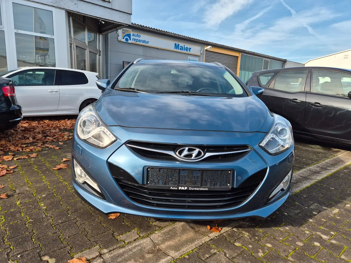 Hyundai i40 cw 1.7 CRDi Navi Xenon Kamera HiFi 2Hd Blau - 2