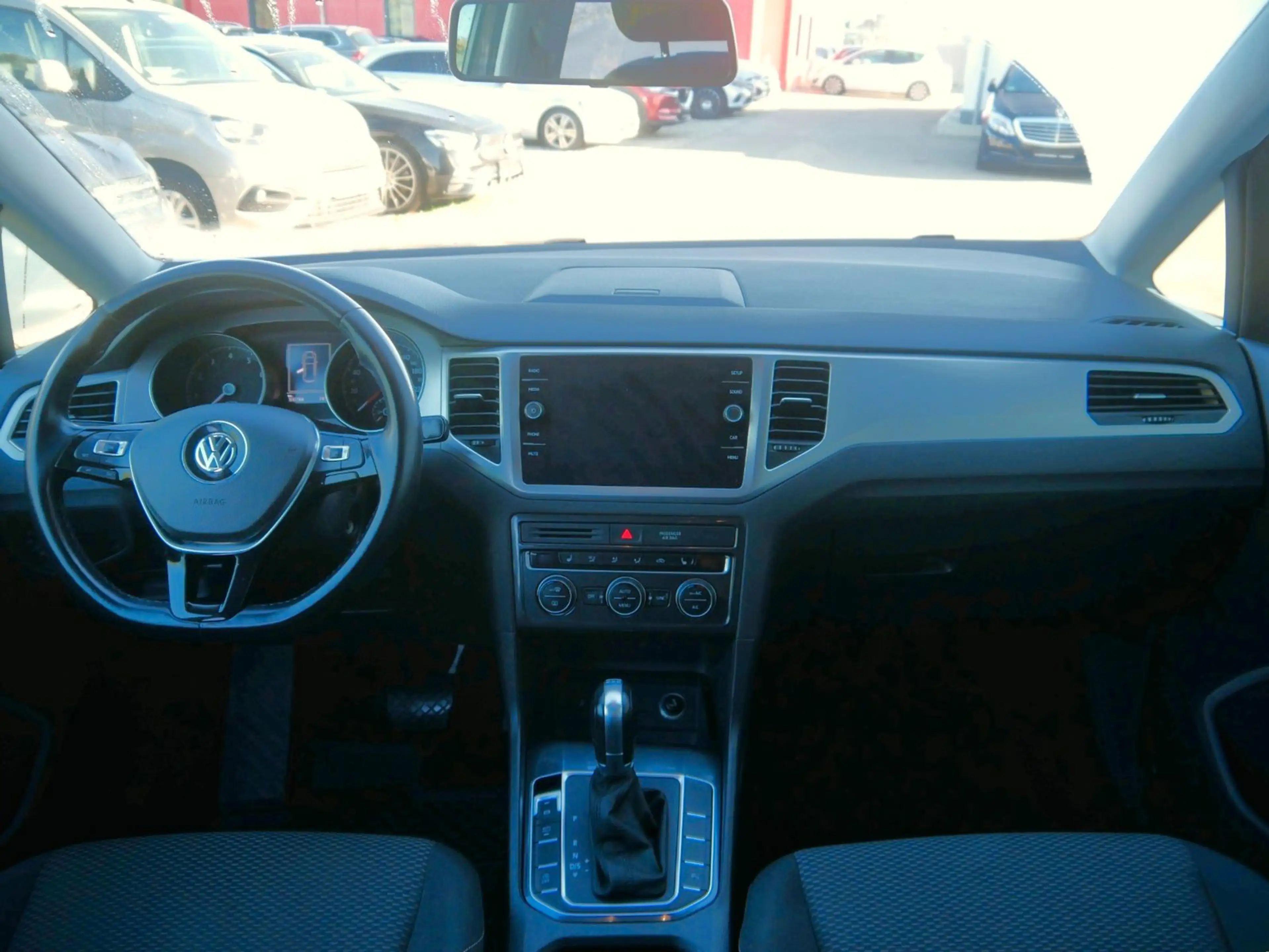Volkswagen Golf Sportsvan 1.0 TSI DSG Trendline — photo 14