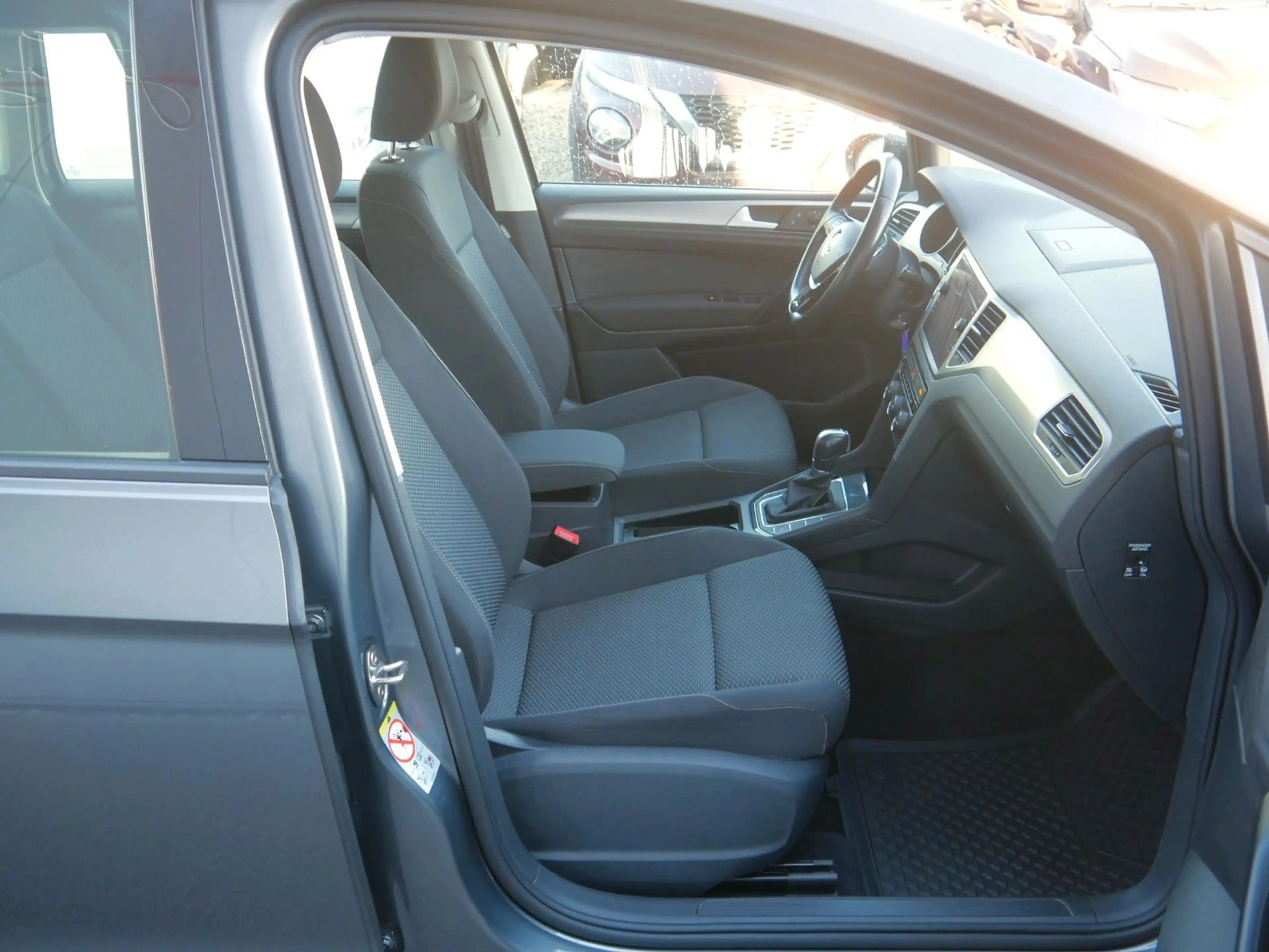 Volkswagen Golf Sportsvan 1.0 TSI DSG Trendline — photo 13