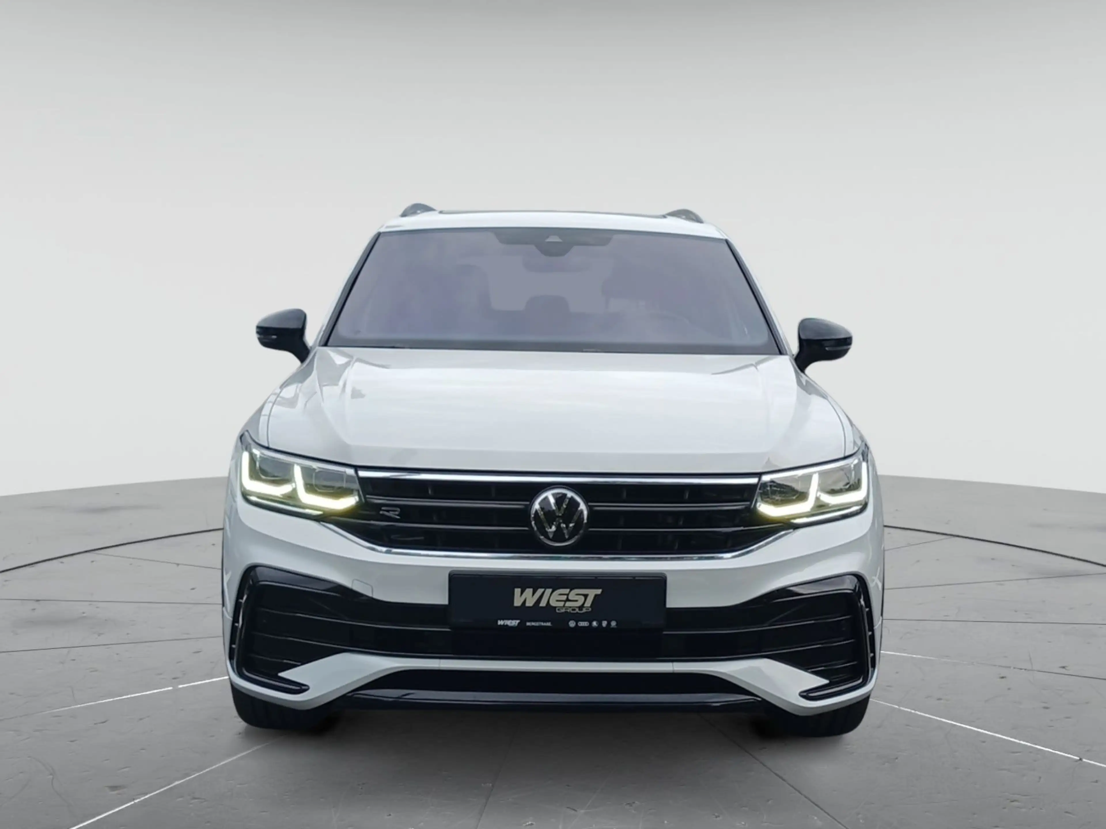 Volkswagen Tiguan Allspace R-Line 4Motion 2.0 TDI SCR DSG B — photo 3