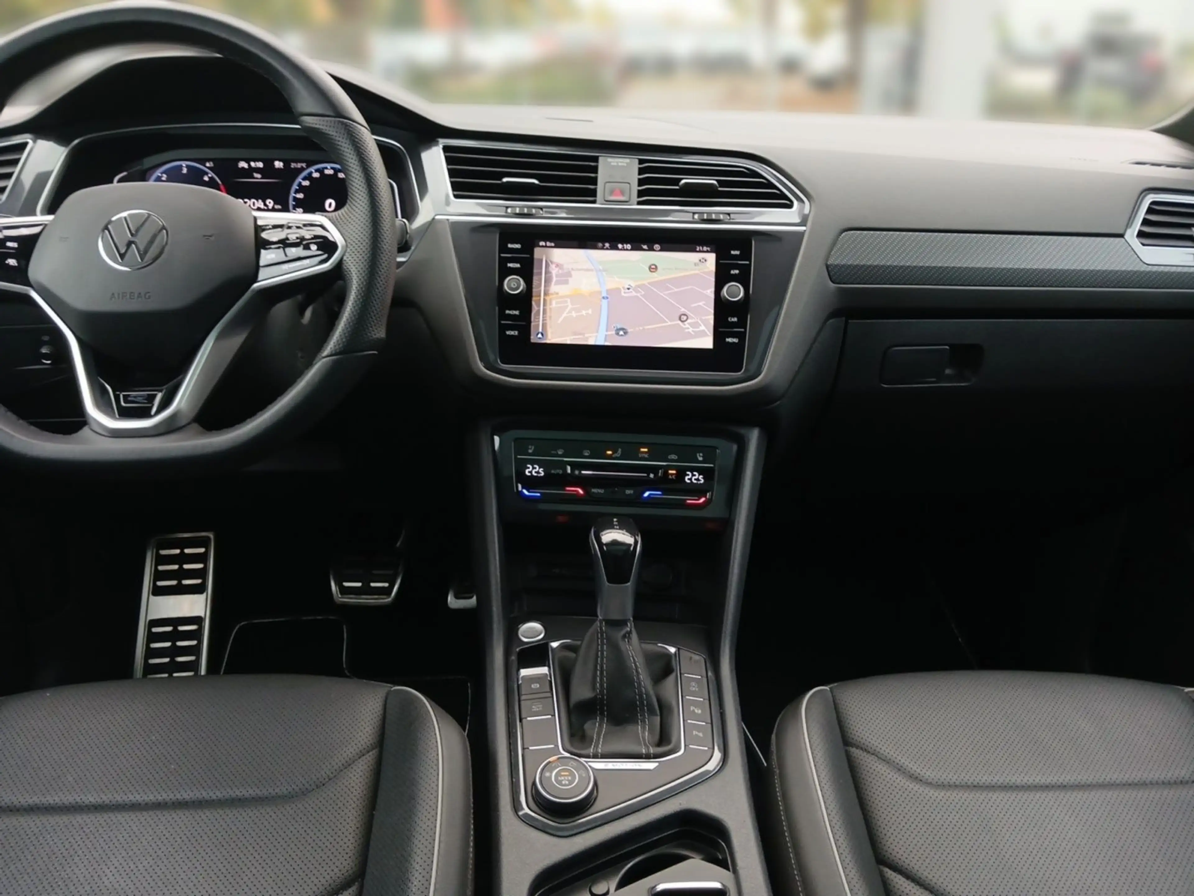 Volkswagen Tiguan Allspace R-Line 4Motion 2.0 TDI SCR DSG B — photo 8
