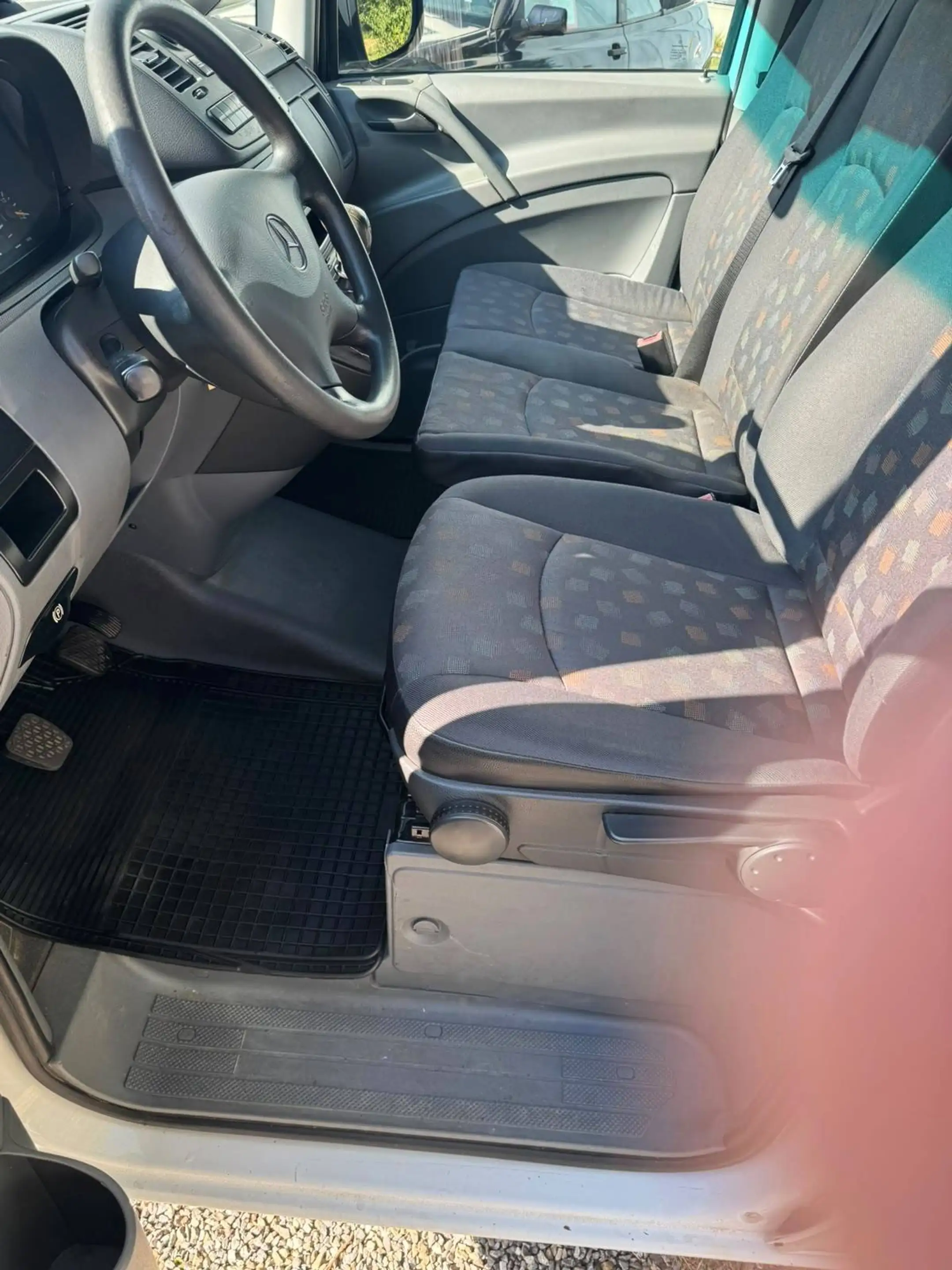 Mercedes-Benz Vito Vito 115 CDI — photo 10