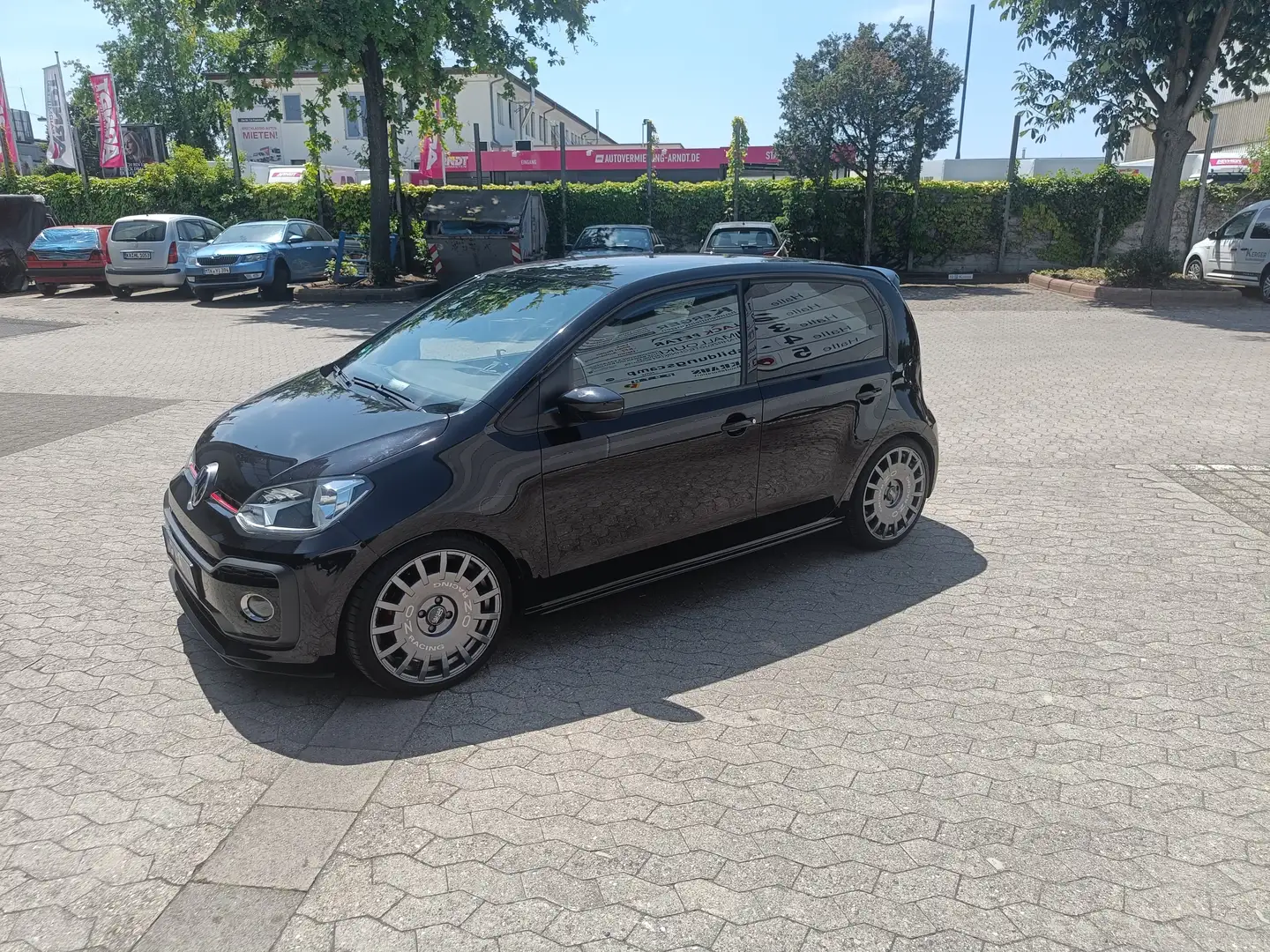 Volkswagen up! GTI Schwarz - 1