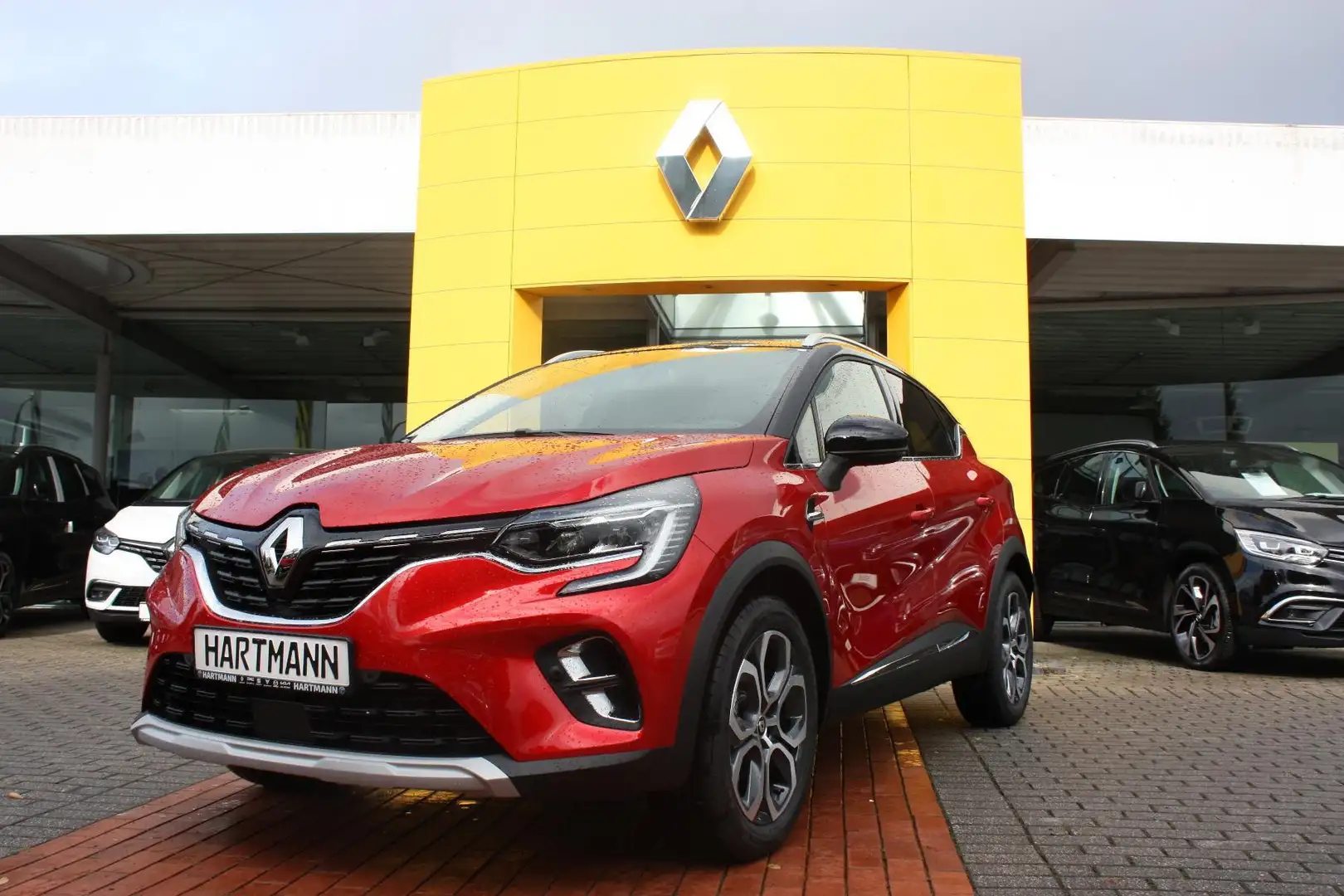 Renault Captur INTENS TCe 140 EDC Rouge - 1