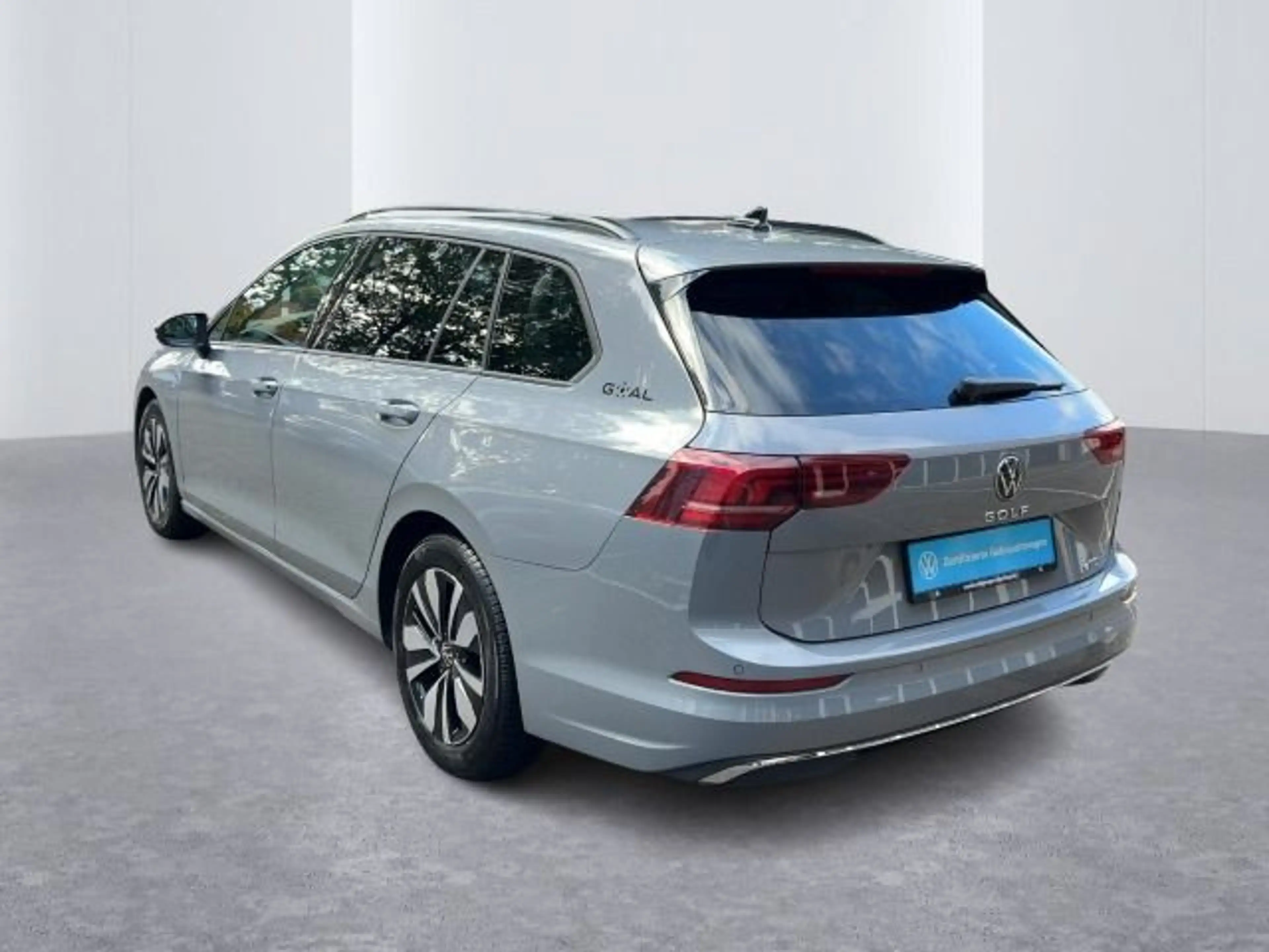 Volkswagen Golf Variant VIII1.5 eTSI DSG Goal AHK Navi LED — photo 3