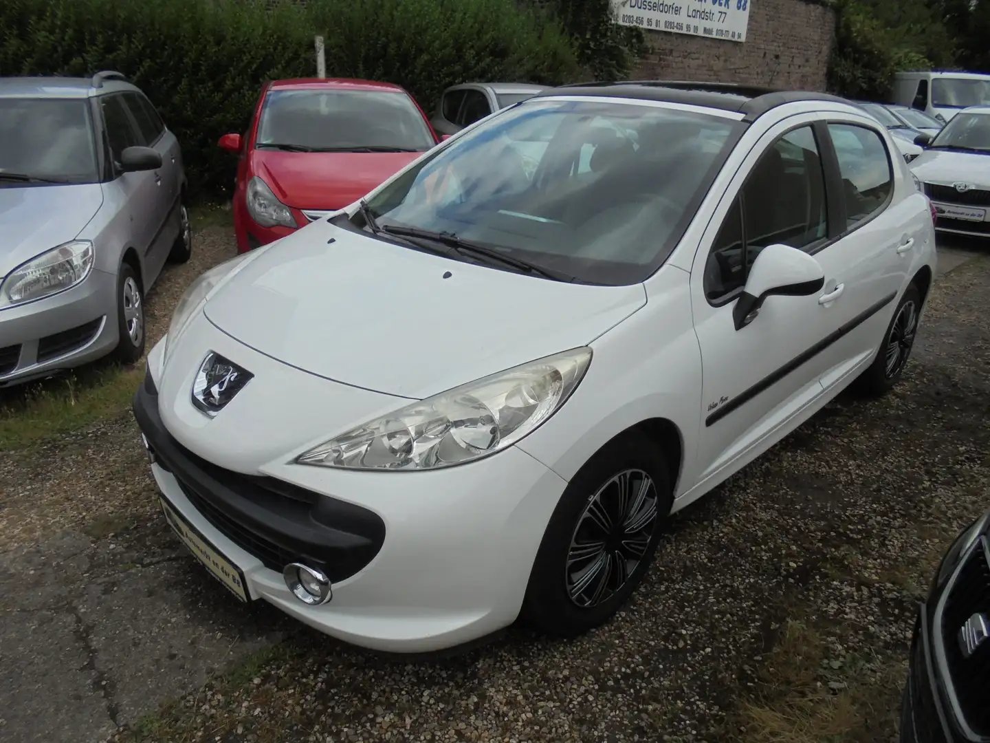 Peugeot 207 95 VTi Urban Move El.Schiebedach,Klima!!! Weiß - 2